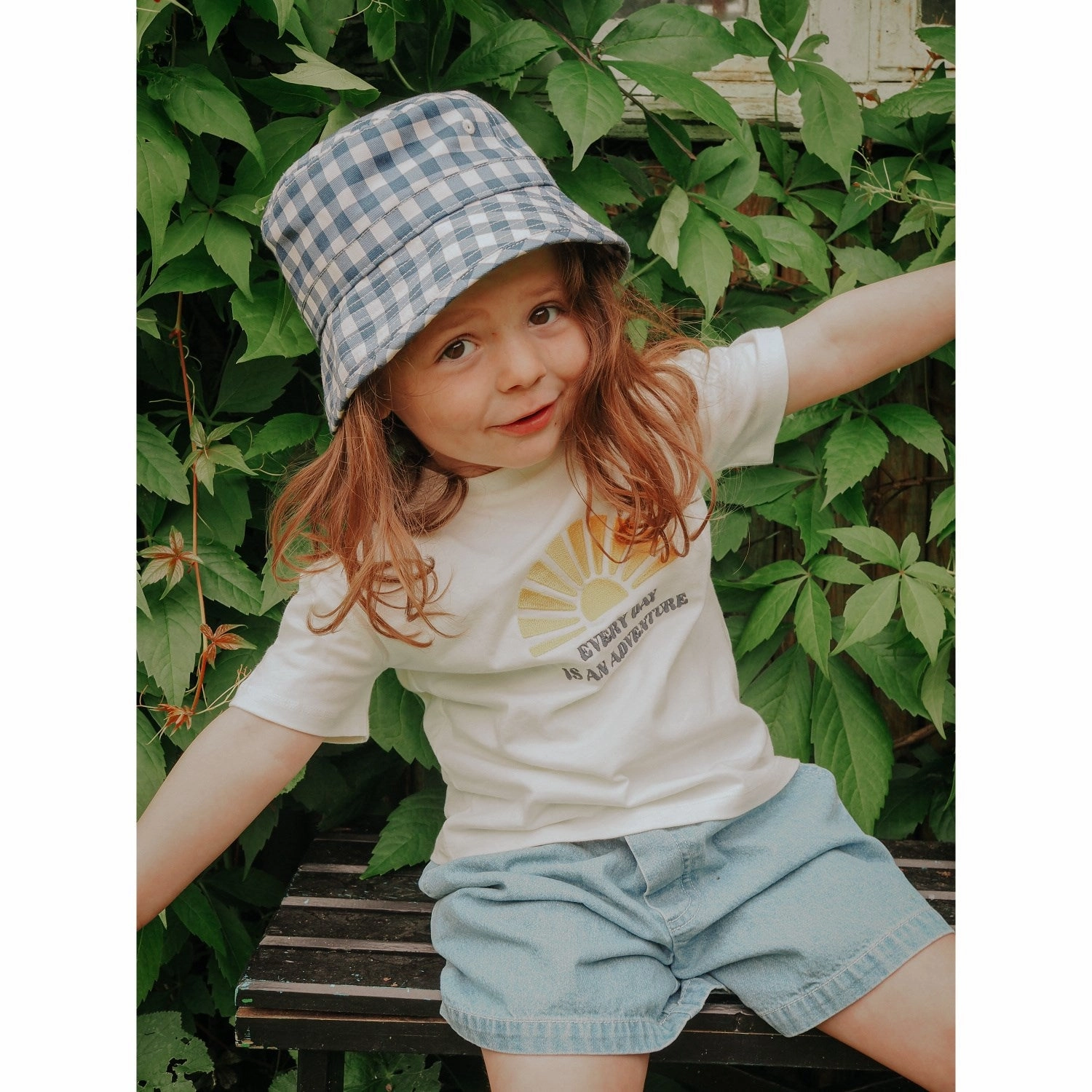 Running Gear Soft and Light Fliink Cloud Dancer Sommer Sun T-Shirt