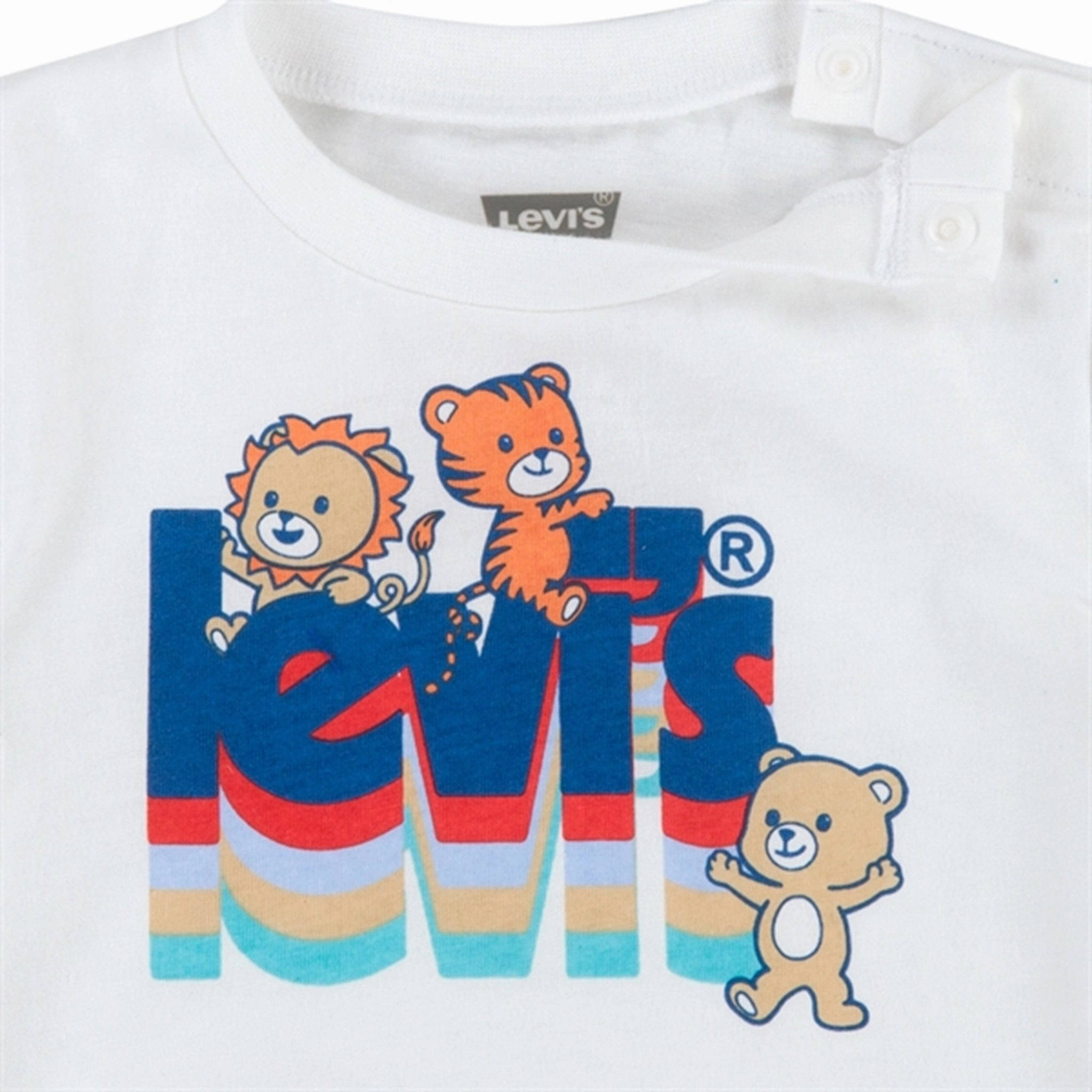 Levi's 70's Critters Poster Logo T-shirt White Moisture Management Fabric Stylish Outfit