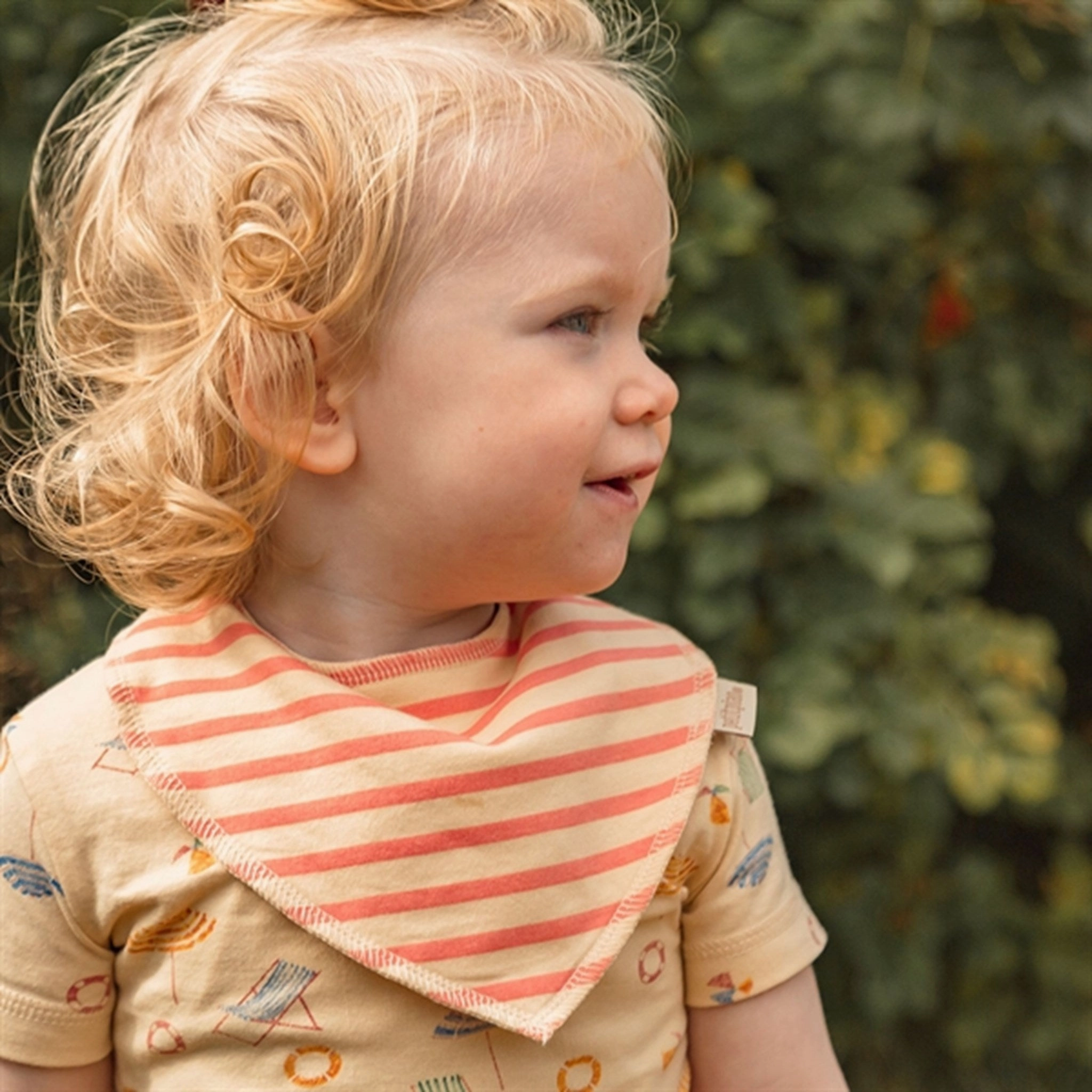 Soft and Stylish Petit Piao Beach T-shirt Baggy