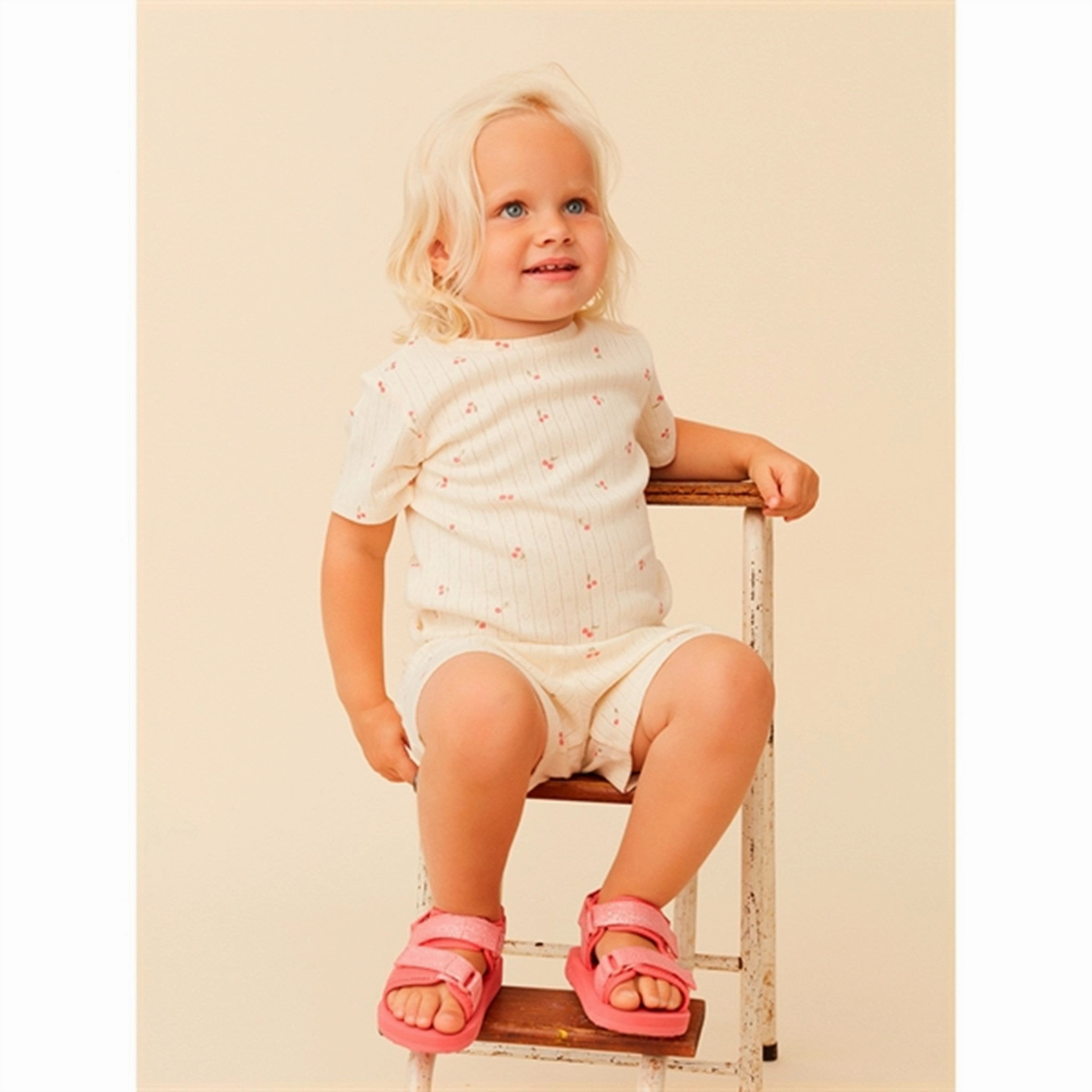 Classic Wardrobe MinimalBranding Sofie Schnoor Bluse Antique White