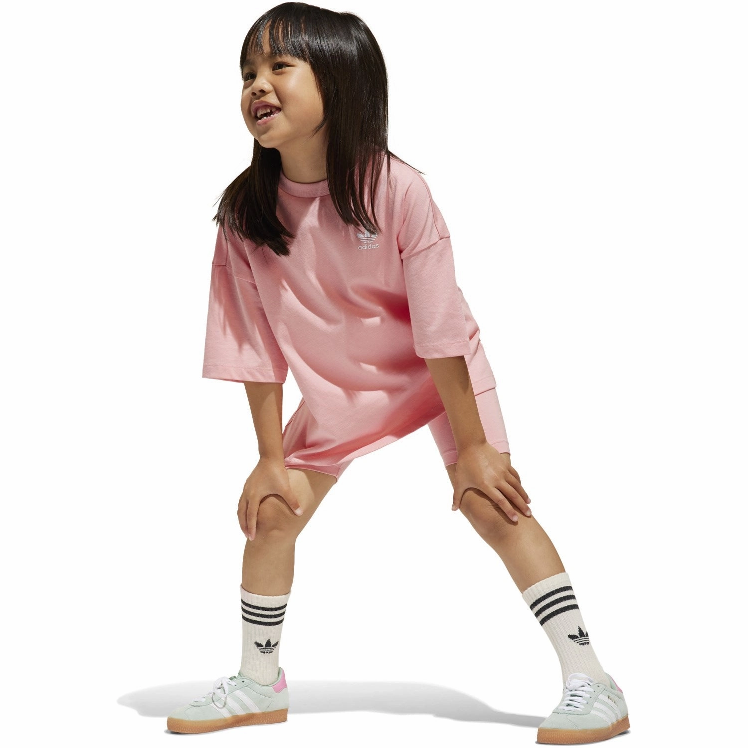 adidas Originals Semi Pink Spark Cs Tee Set Simple and Chic Modern Comfort Style