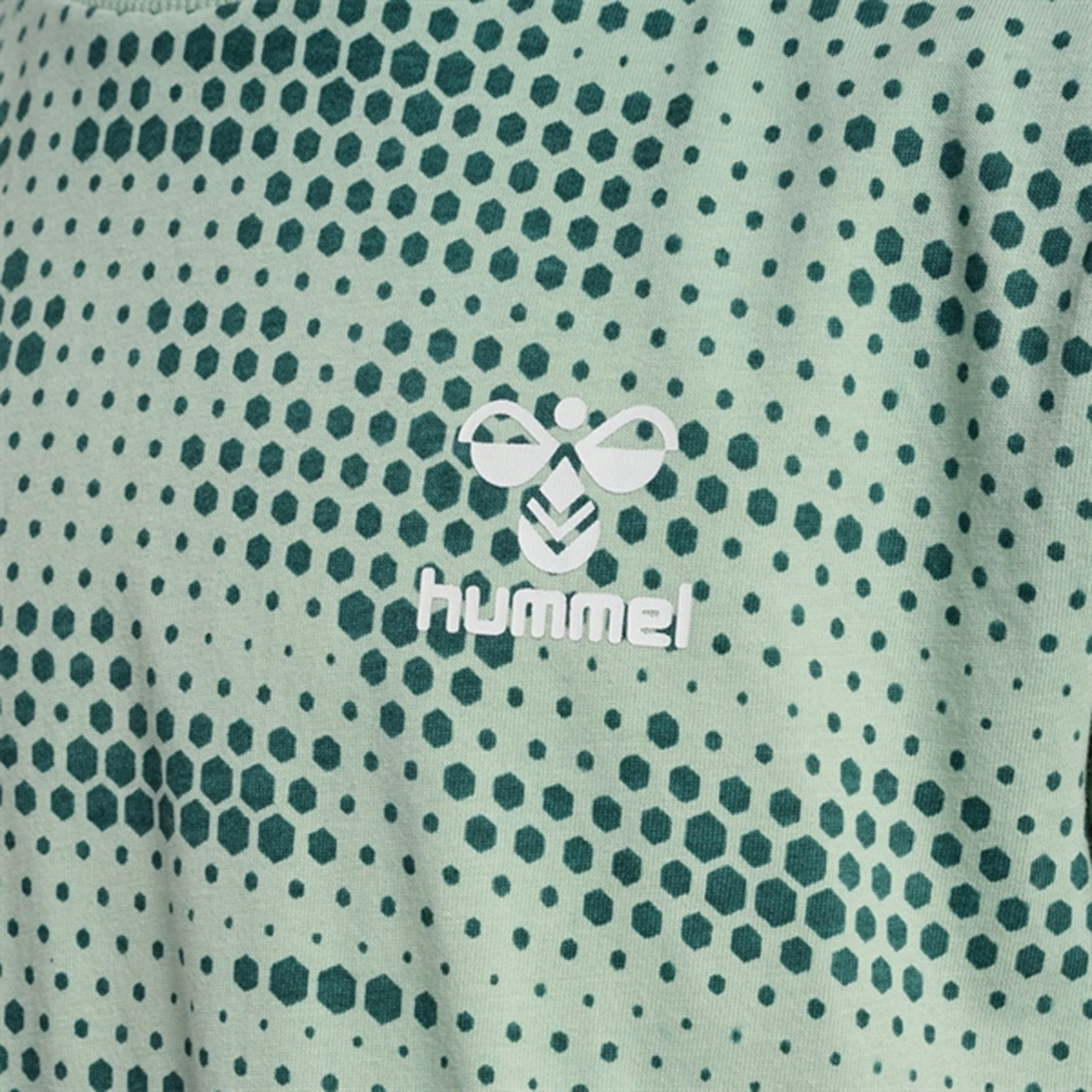 Trendy popularity Functional Look Hummel Silt Green Colton T-shirt S/S