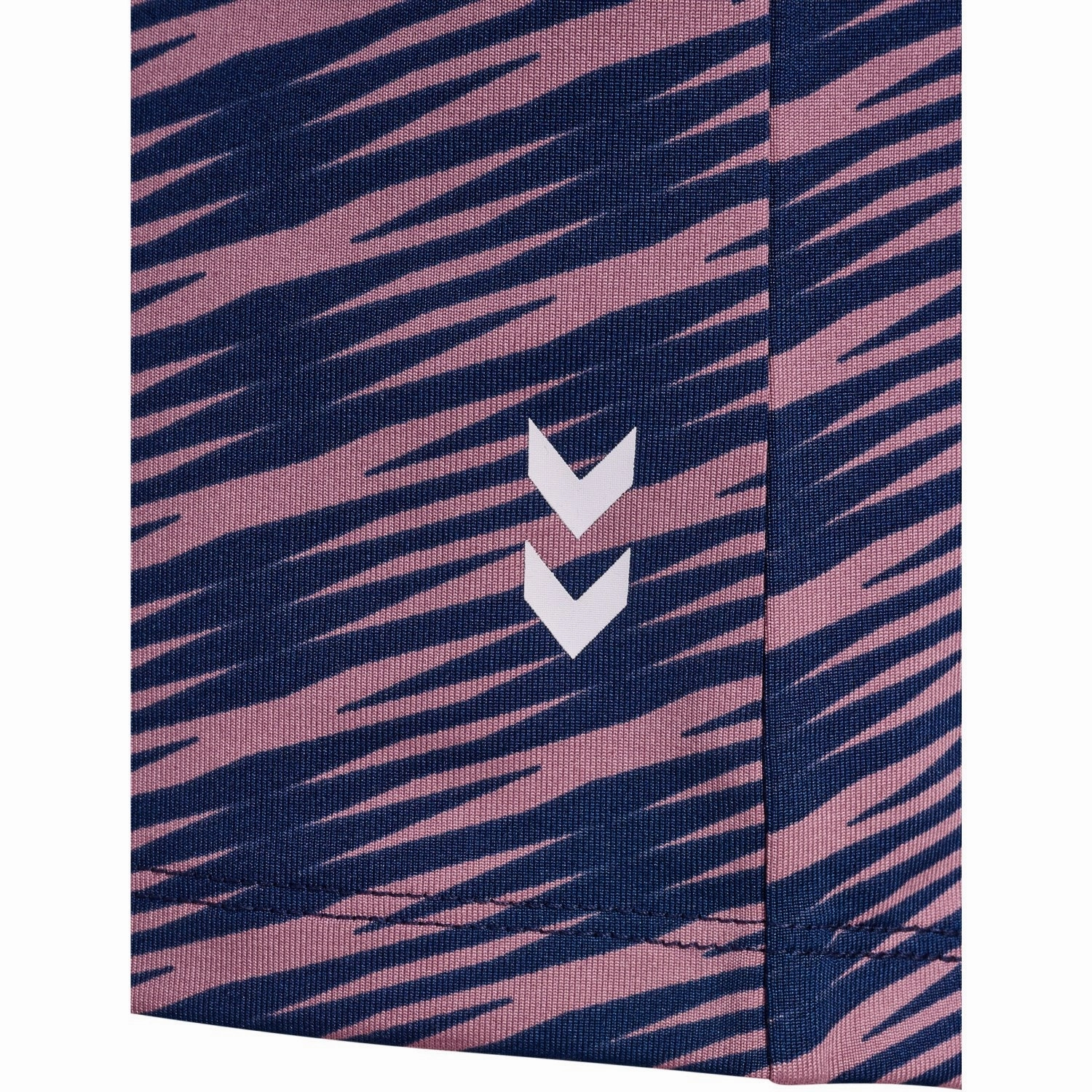 Hummel Wistful Mauve Mix T-Shirt Seasonal Outfit Button Down