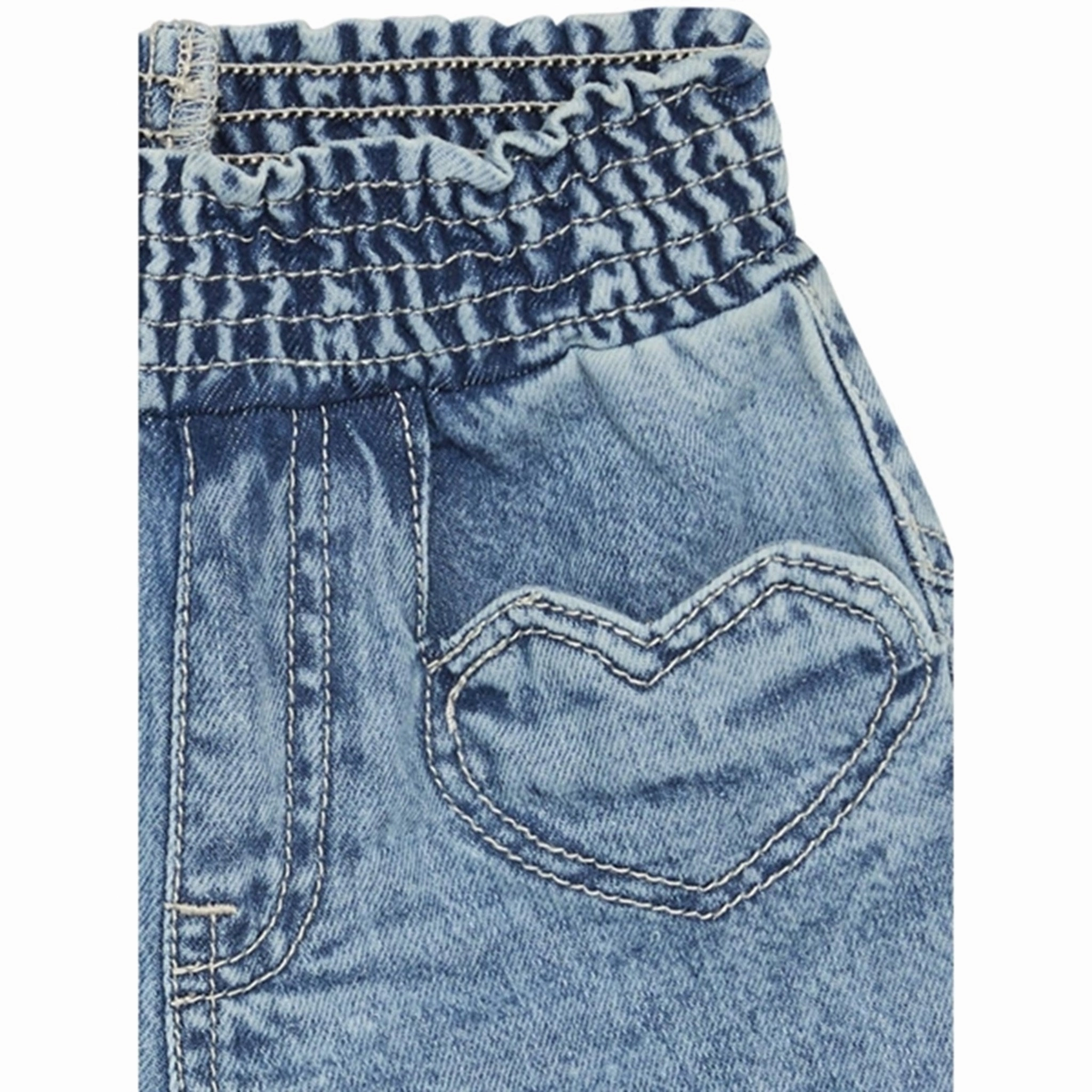 Loose Textured Travel Outfit Daily Casual Hust & Claire Mini Washed Denim Josefine Jeans