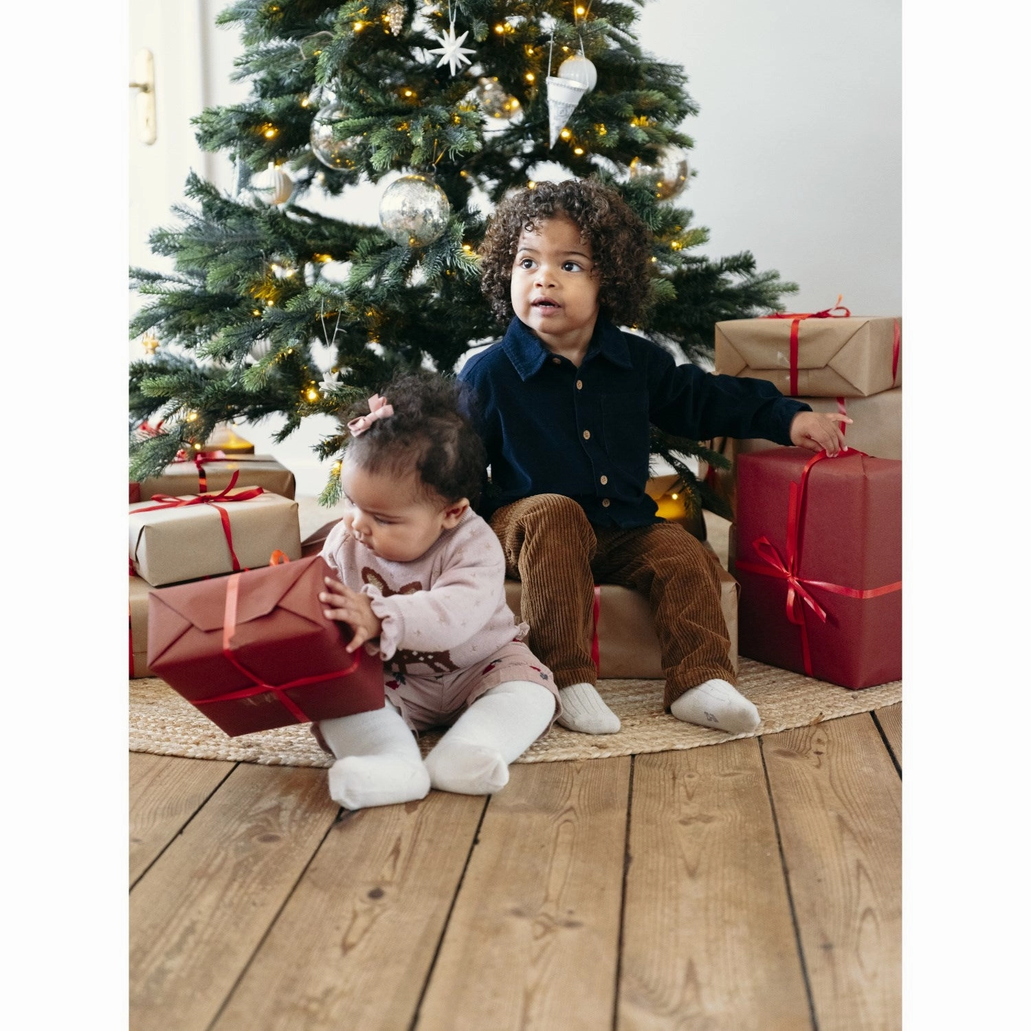 High-Quality Fabric Hust & Claire Navy Ravn Shirt