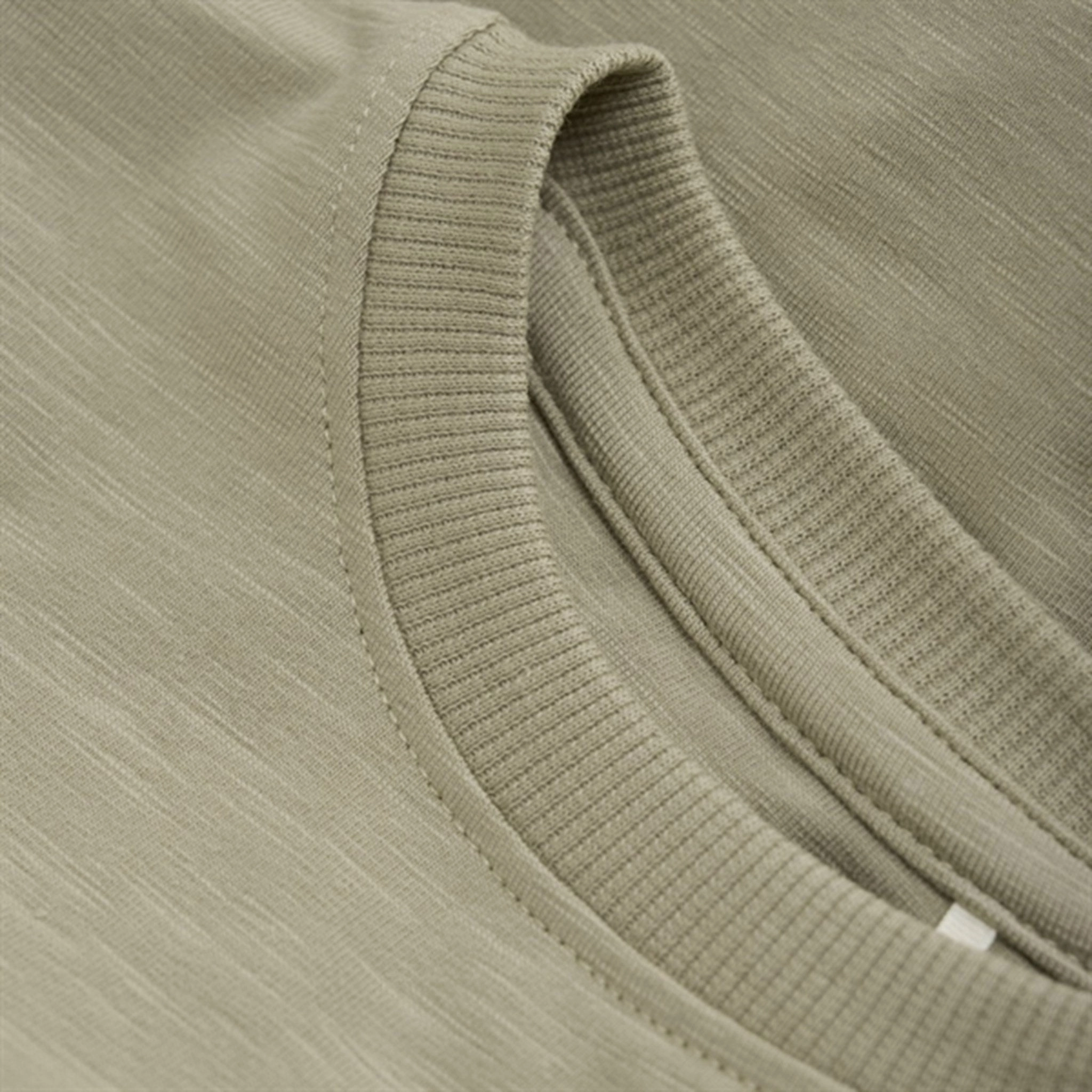 Huttelihut Solid Silver Sage T-Shirt Sporty Style Wear