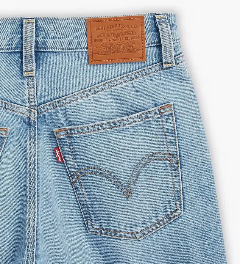 Levi's pantalone da donna in Jeans Ribcage a gamba ampia A60810002 blu chiaro Seamless Waistband Erasable Logo Patch