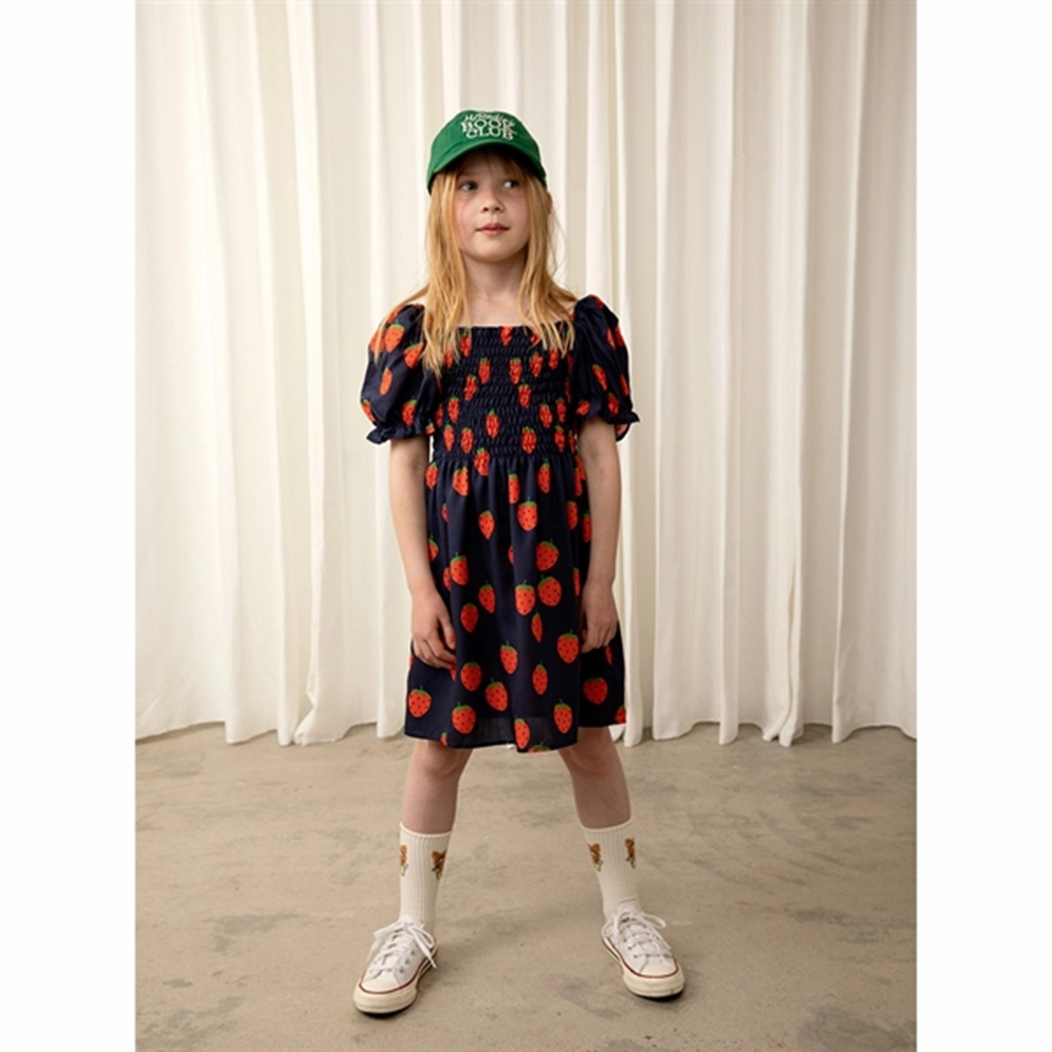 Body Confidence High-waisted evening piece Mini Rodini Strawberries Aop Woven Ss Dress Blue