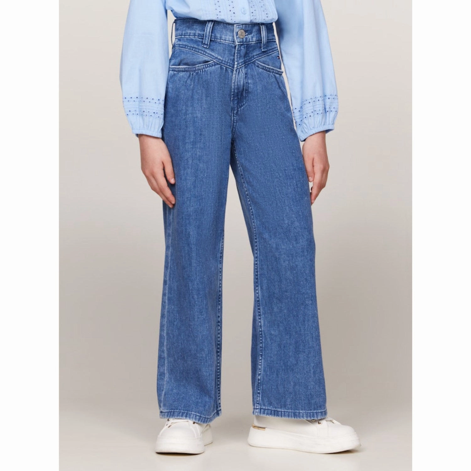 Stylish Sunny Vibes Flat Lock Stitching Tommy Hilfiger Ltweightdenim Mabel Front Yoke Denim Jeans