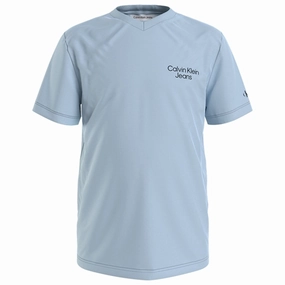 Low carbon footprint Award-winning Calvin Klein Stack Logo V-Neck T-Shirt Keepsake Blue