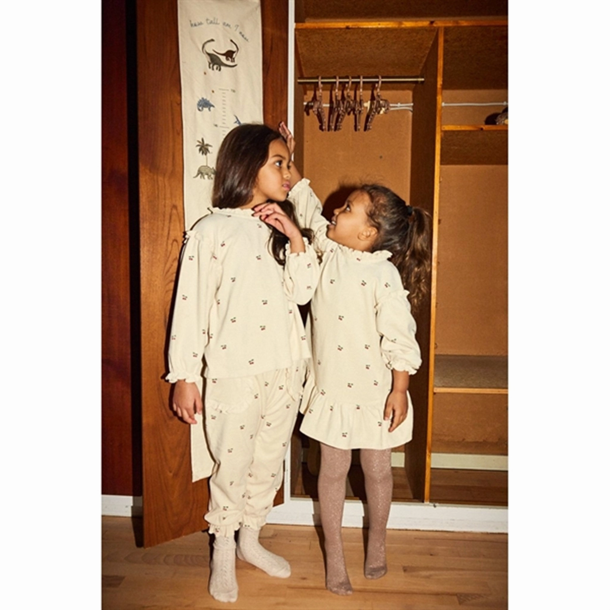 Konges Sl?jd Cherry Itty Dress Perfectly Fit Look Eye Catching