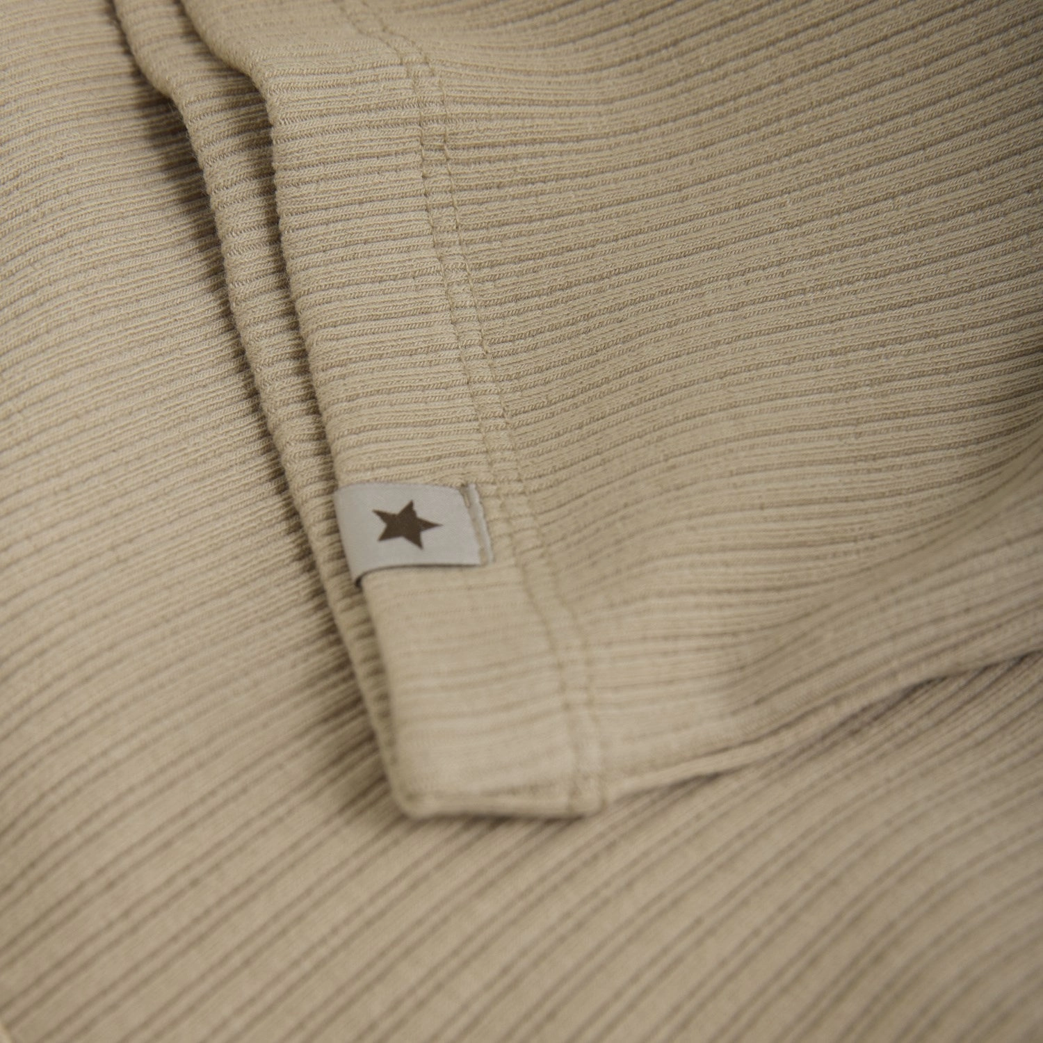 No Slip Shoulder Grips Abrasion resistant Huttelihut Irish Cream Blouse Rib