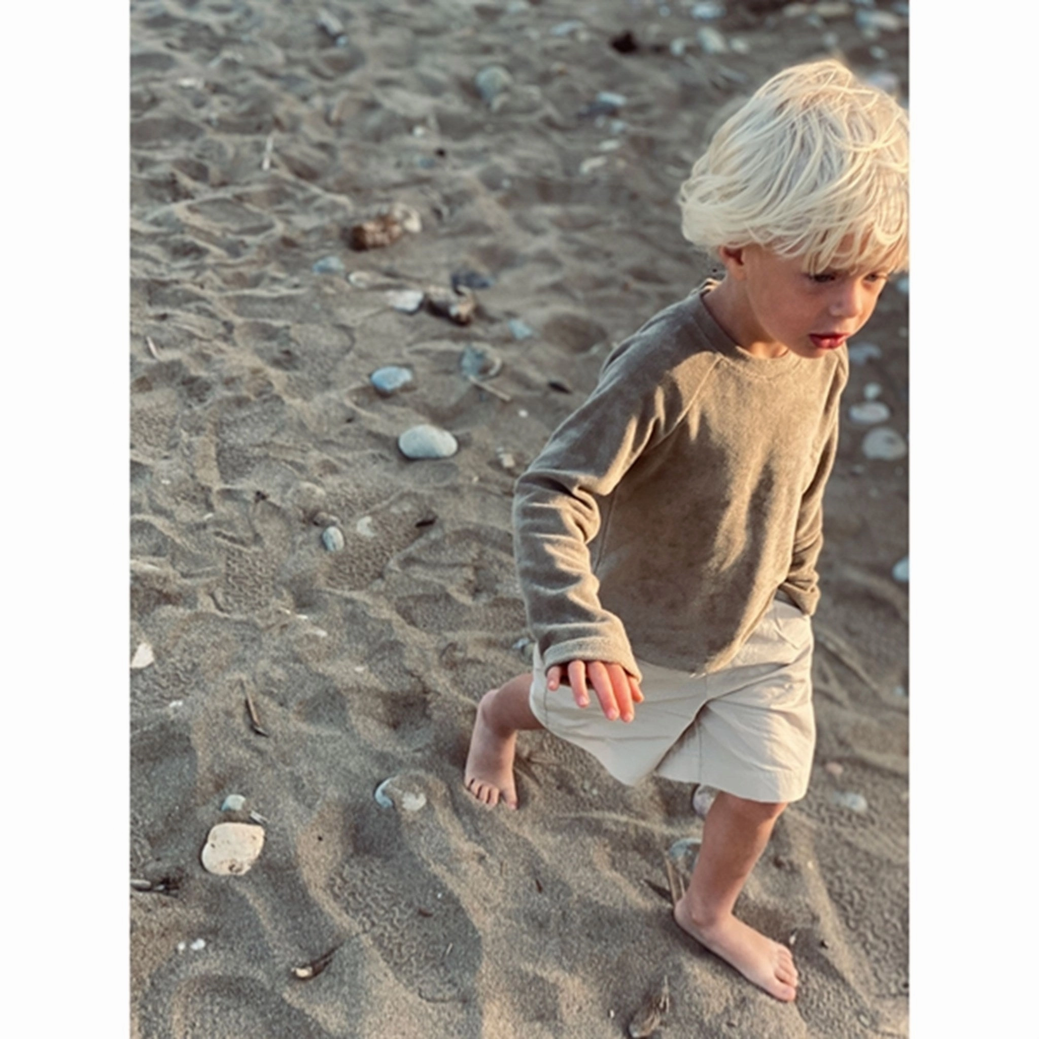 tall size Graphic Art lalaby Toffee Elo Jumper