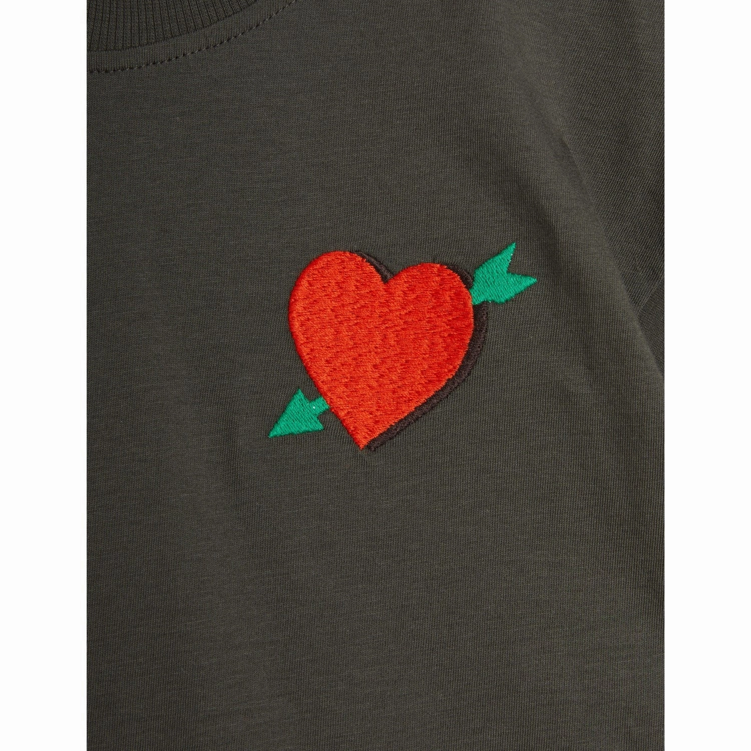 Mini Rodini Black Arrowed Heart Embroidery T-Shirt LongLastingColor