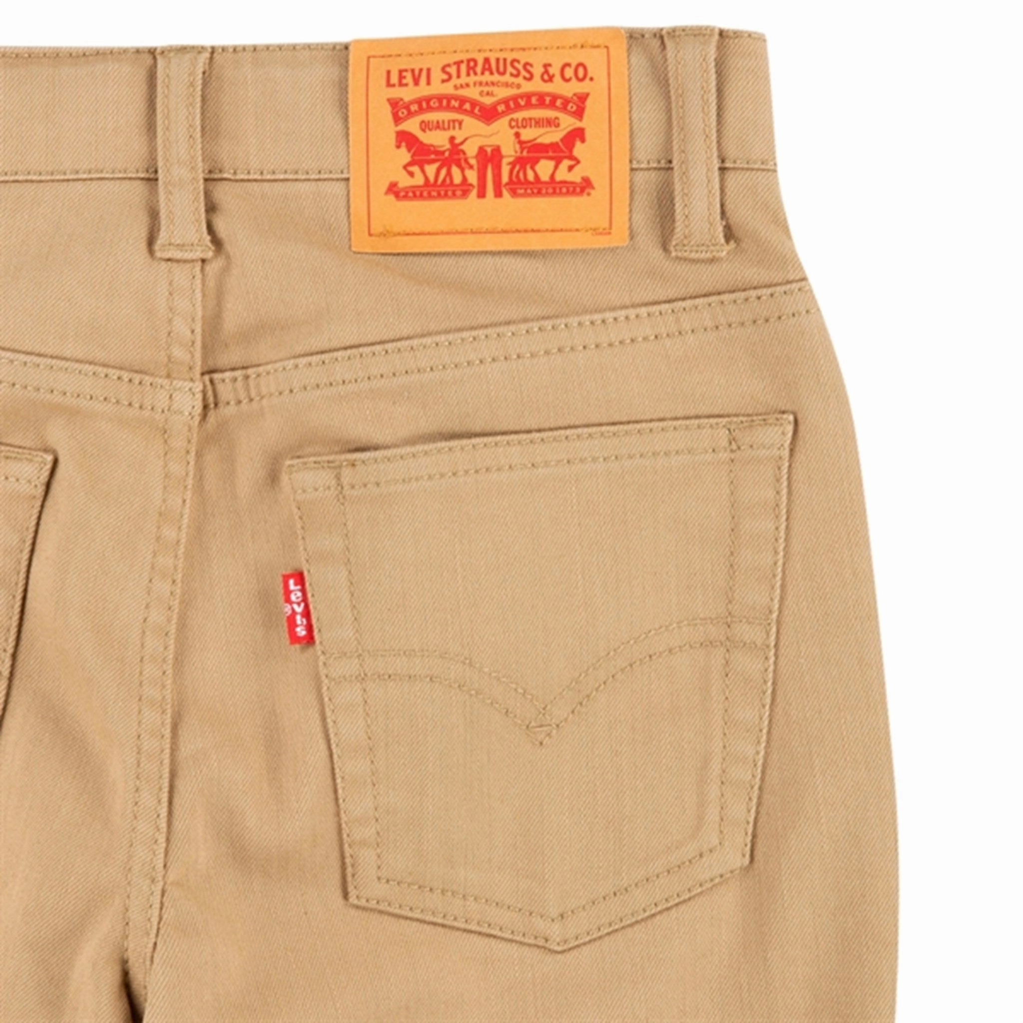 Levi's 502? Regular Taper Fit Strong Performance Jeans Beige Modern Weekend Style Soft Texture