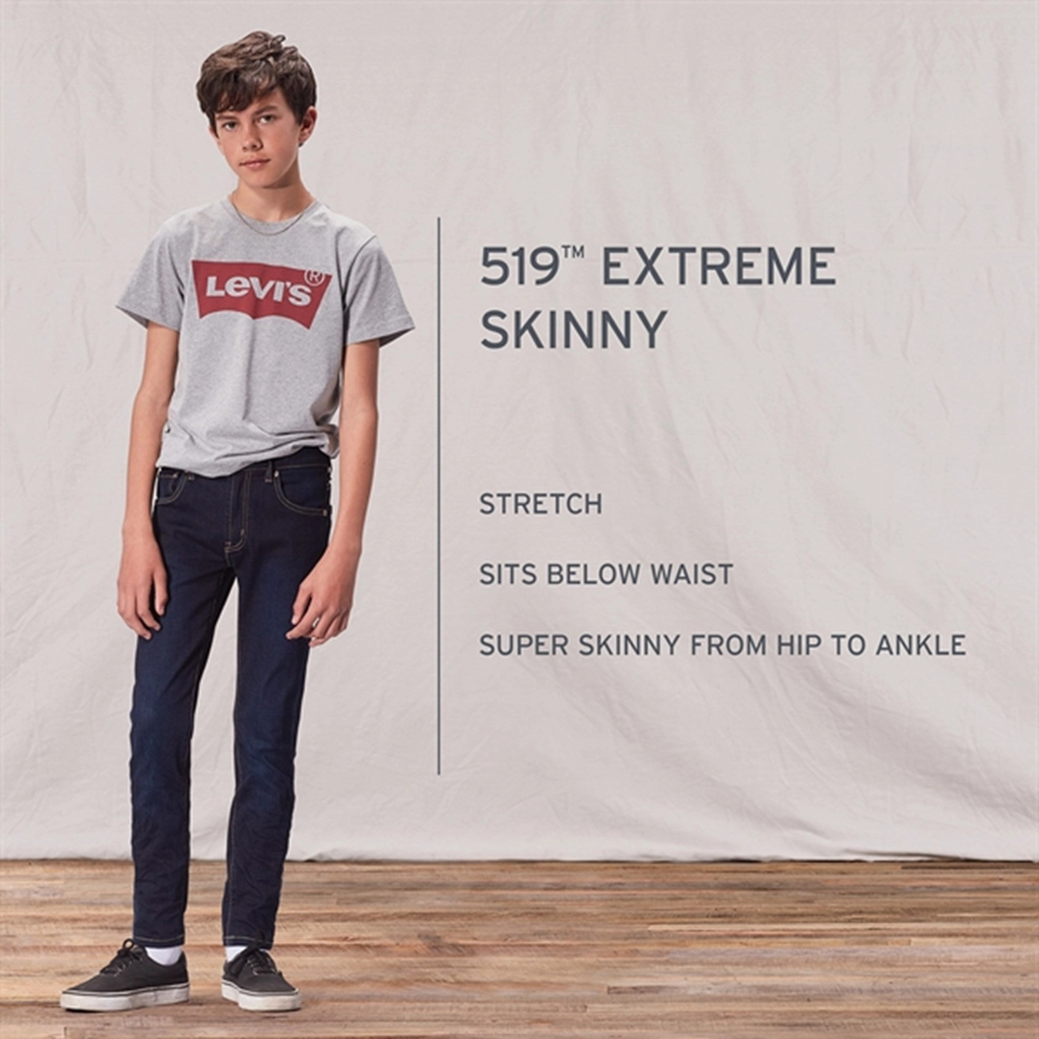 Colorfast Denim Double Stitched Seams Levi's 519 Jeans Super Skinny Fit Forever Black