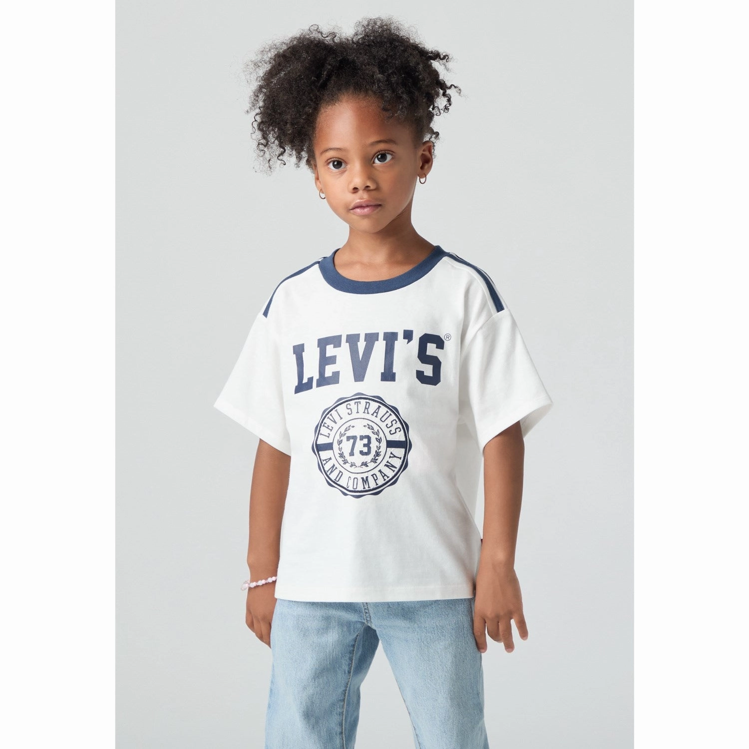 Beach relaxation Essential layering piece Levi's Big Dipper Sporty Oversized Tee