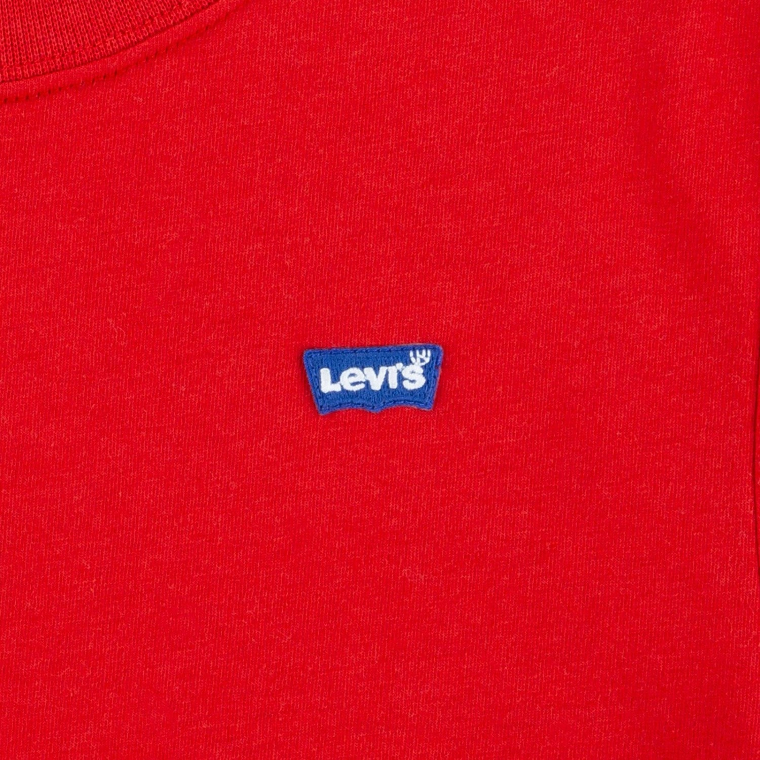 Levi's Pompeian Red Lvb Batwing Chest Hit Tee Stylish Day Wear