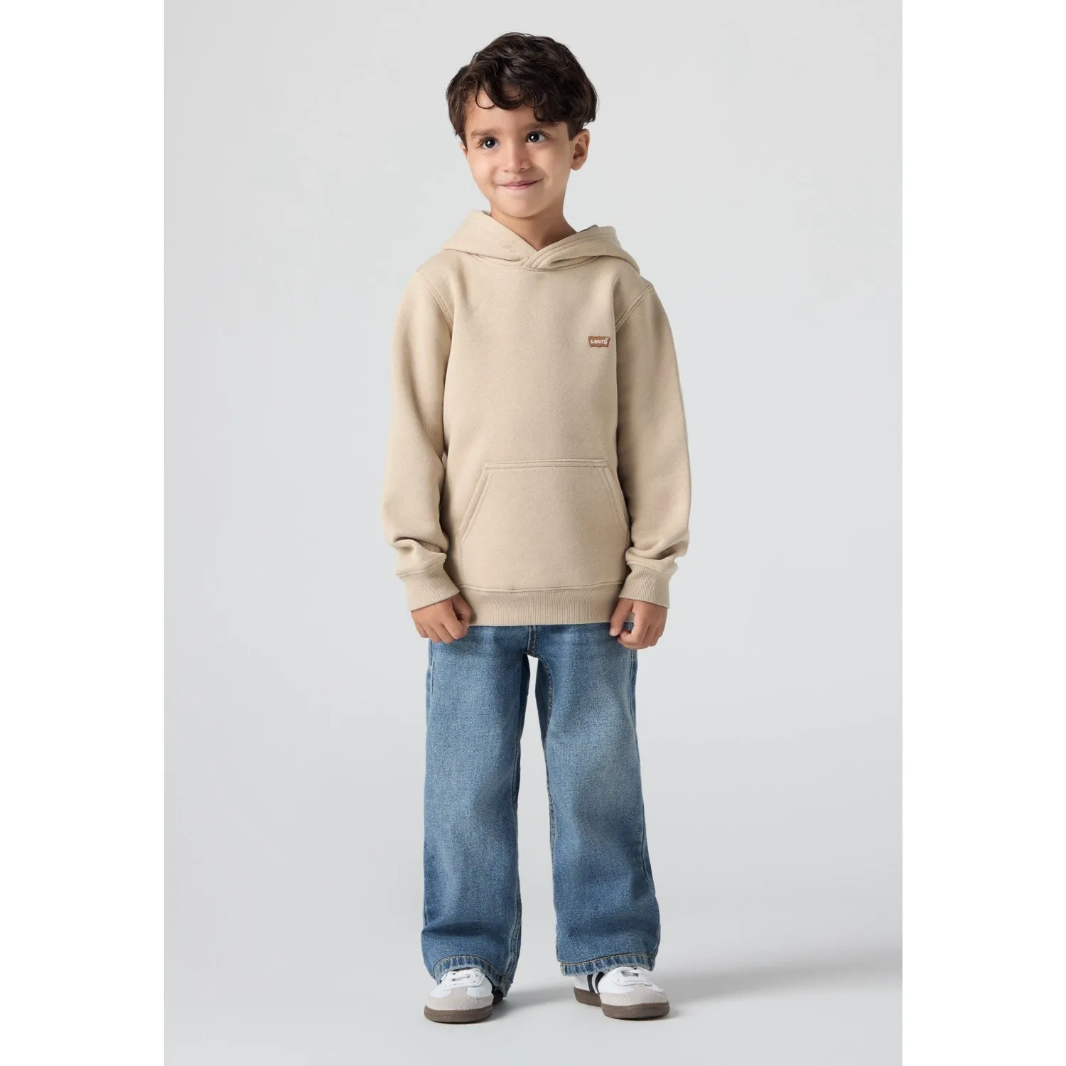 Levi's Burbank 555 Relaxed Straight Jeans Active Outfit Modern Wear