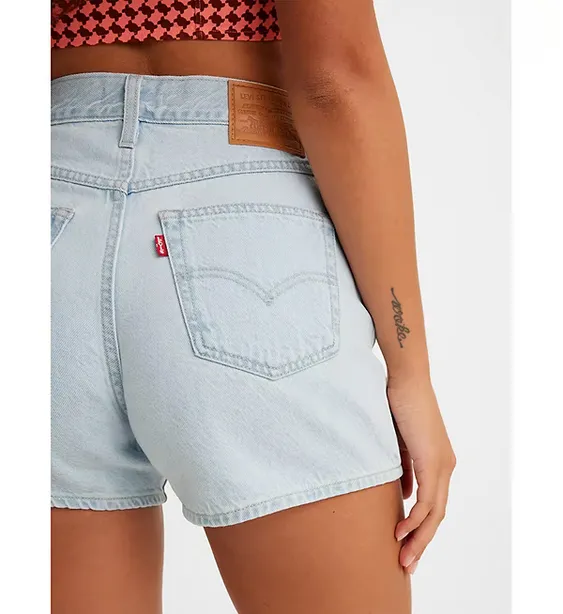 Anti-bacterial tall size Levi's Pantaloncino in Jeans da donna  A46950004 light indigo stone wash-blu