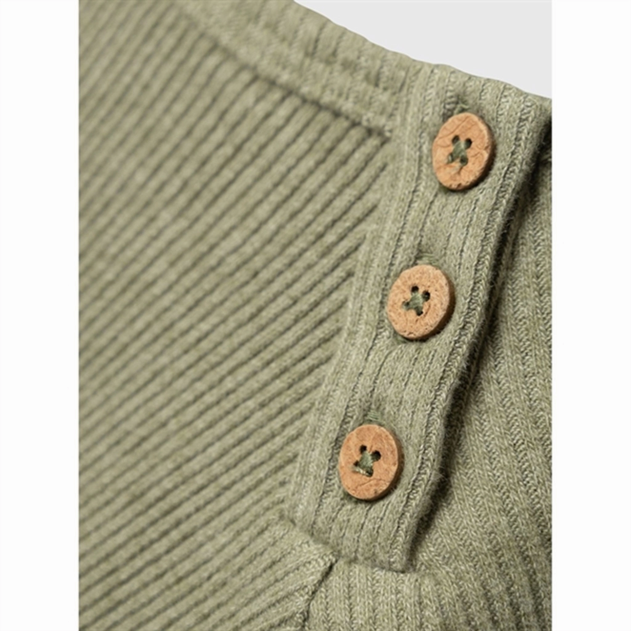 Workwear Approved Lil'Atelier Loden Green Sophio Slim Blouse