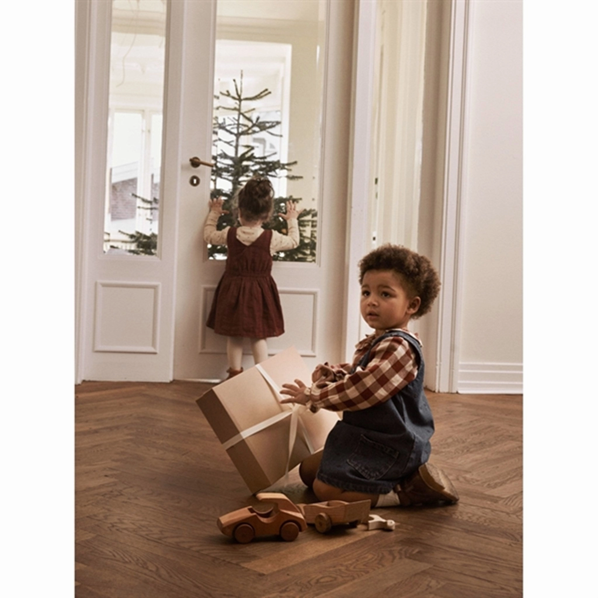 Effortless Look Street Look Lil'Atelier Medium Blue Denim Rey Denim Spencer Dress