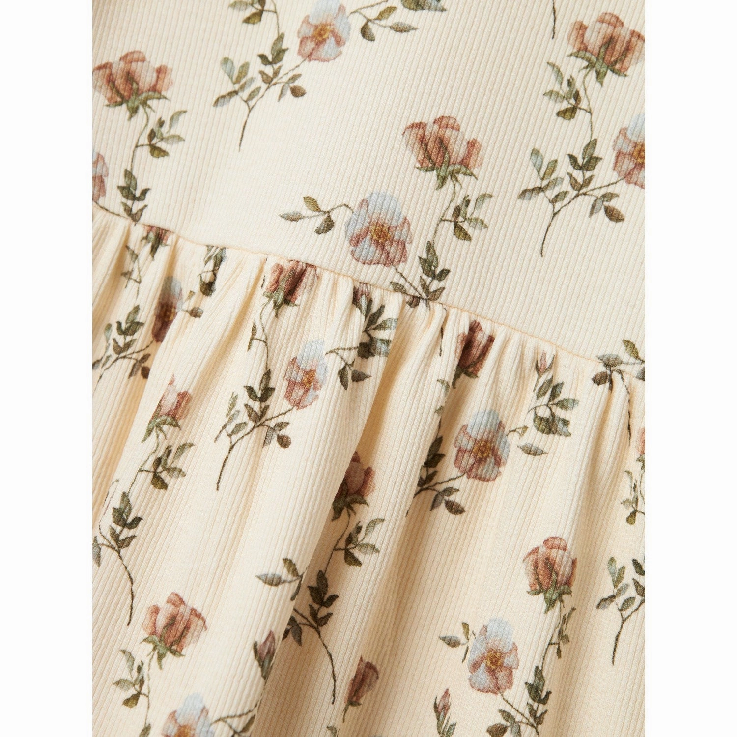 custom-fit Lil'Atelier Turtledove Flower Gavo Eno Dress