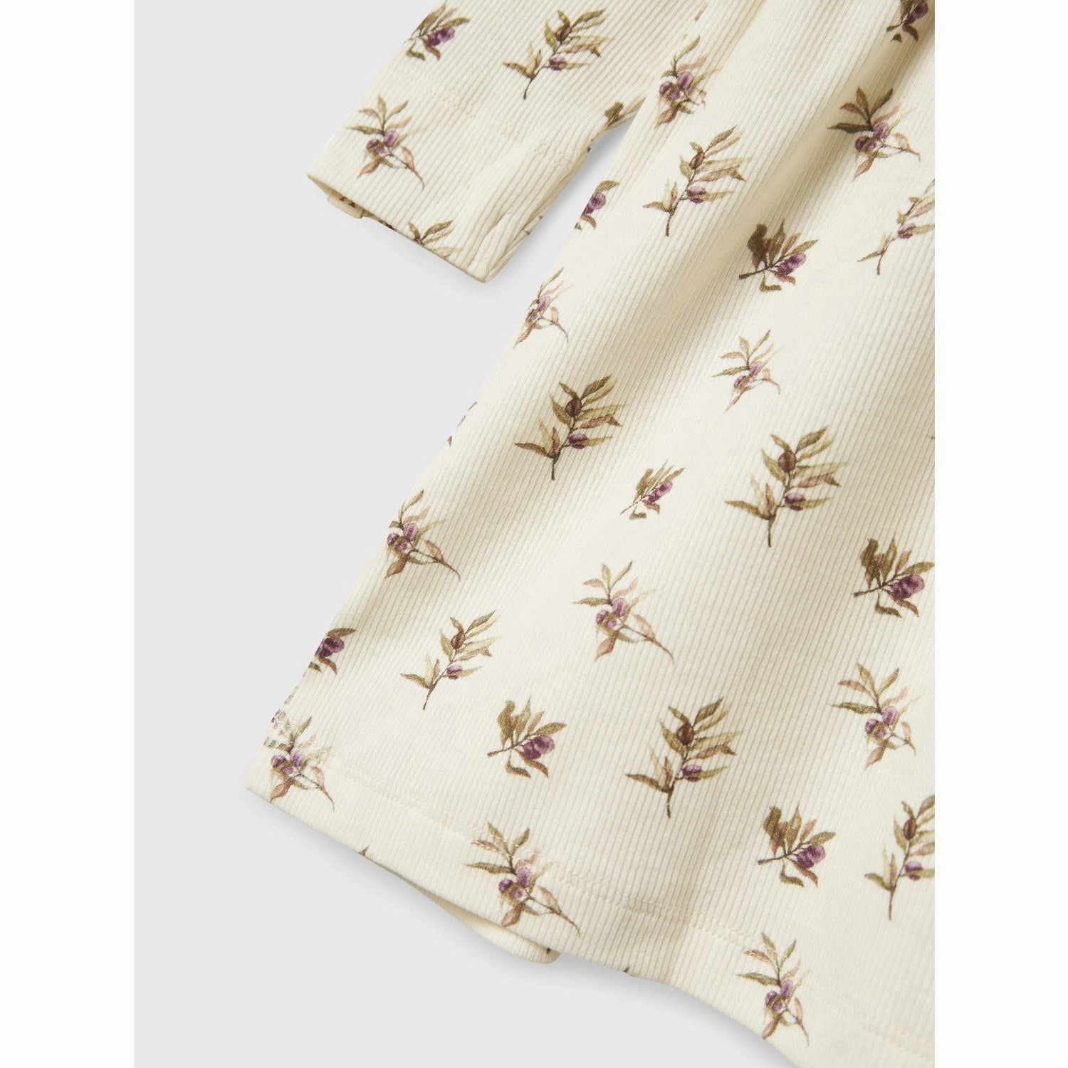 Simple Ease solo wear Lil'Atelier Turtledove Olive Gavo Eno Dress