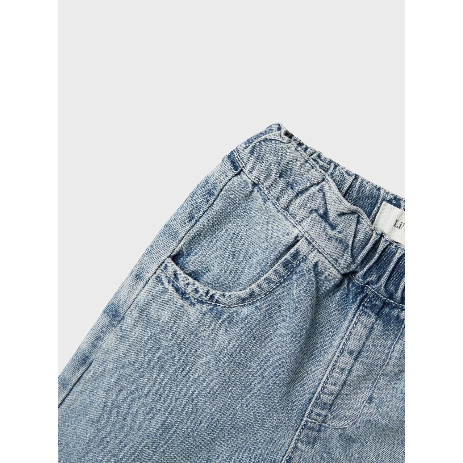 Stretch Fit Denim City Walk Bold Look Lil'Atelier Medium Blue Denim Fundo Loose Jeans