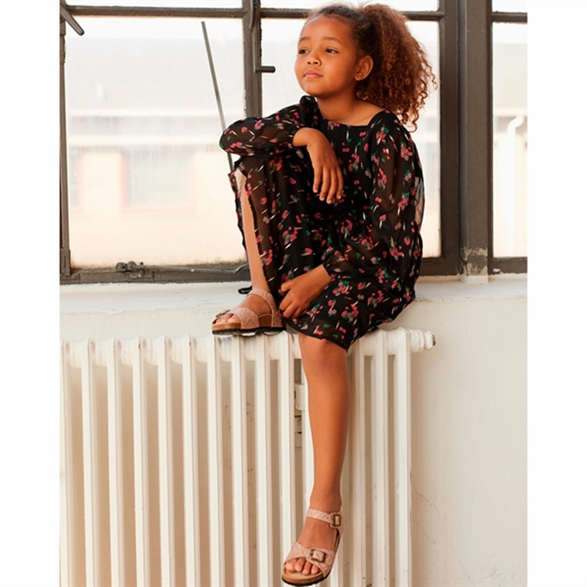 Rhinestone-Detail Clasp-Closure Sofie Schnoor Black Dress