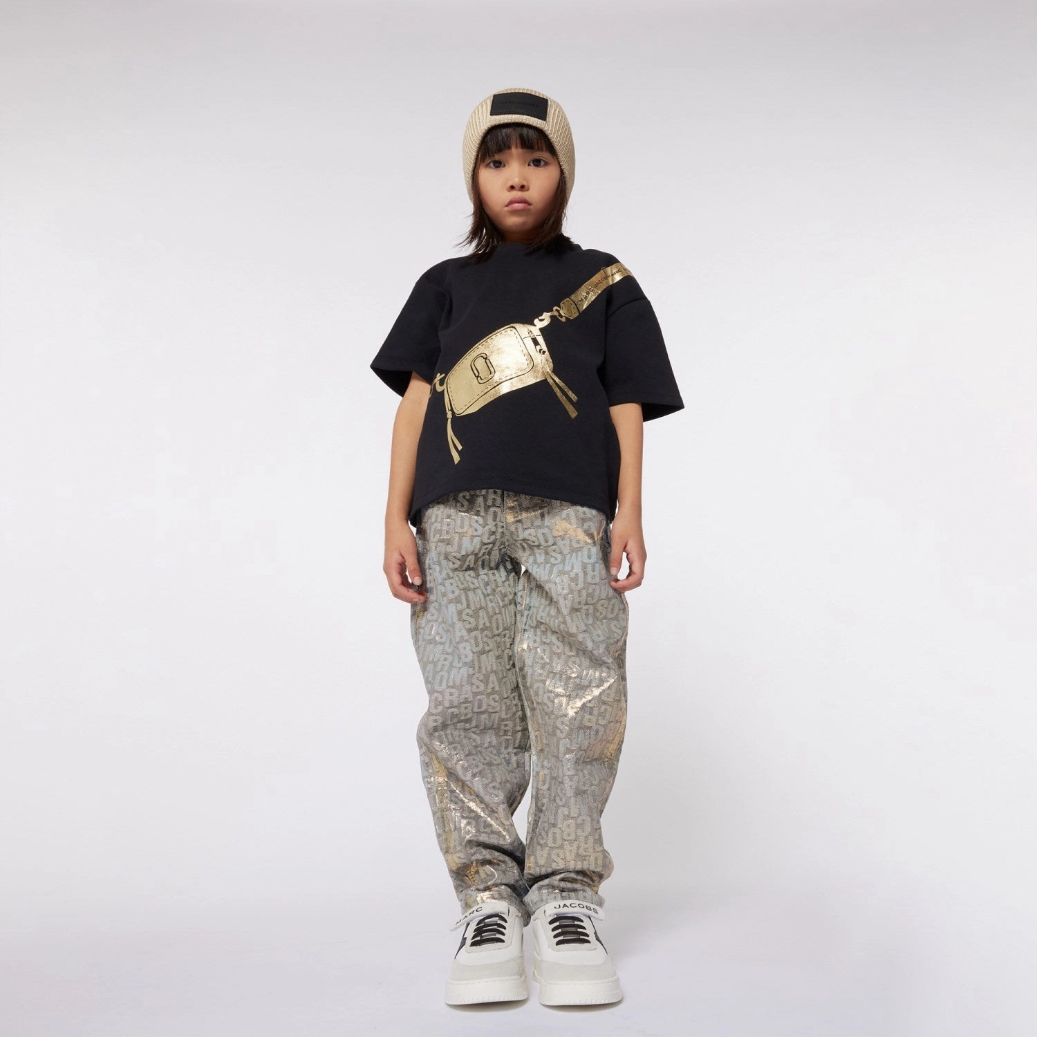 Chill Outfit Relaxed Style Earthy Marc Jacobs New Gold Denim Trousers