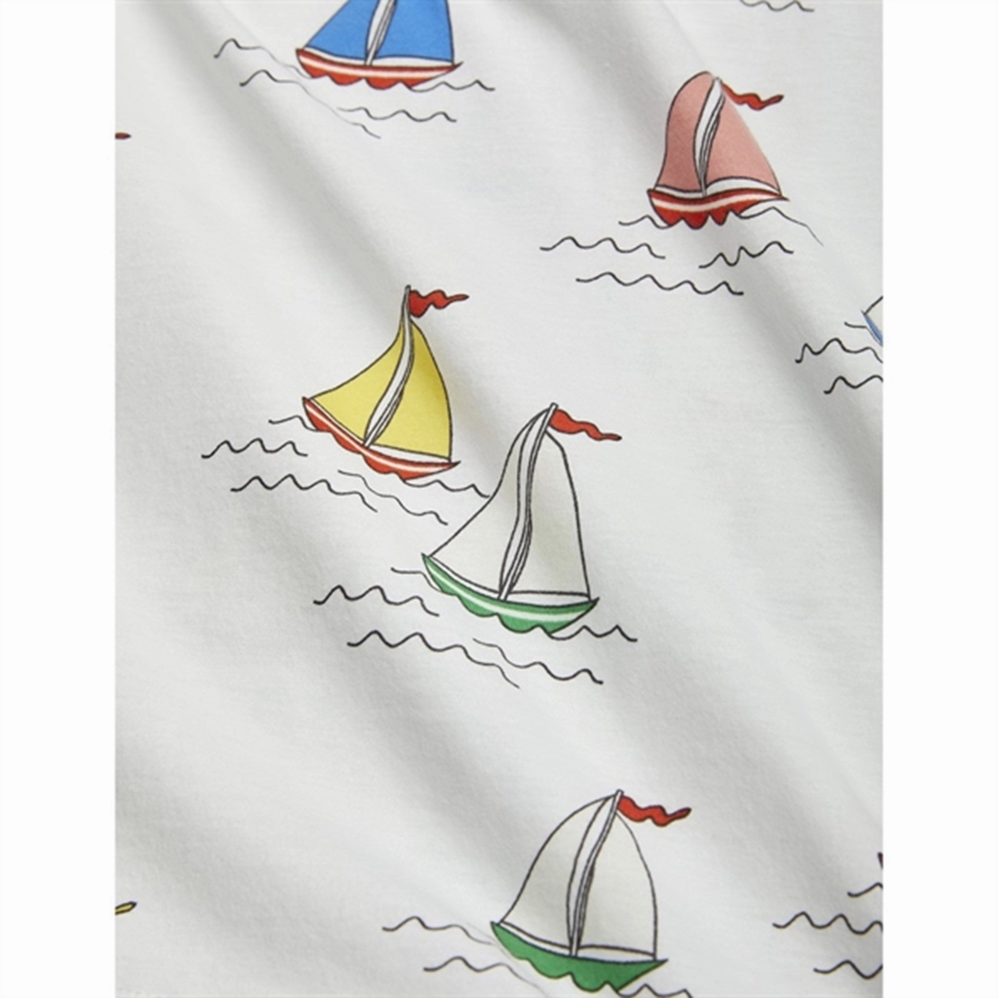 Mini Rodini Sailing Boats AOP T-shirt White Seasonal Layering Stylish Design