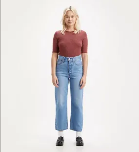 Levi's Jeans Ribcage dritti alla caviglia 726930130 indaco chiaro indossato Versatile Fashion