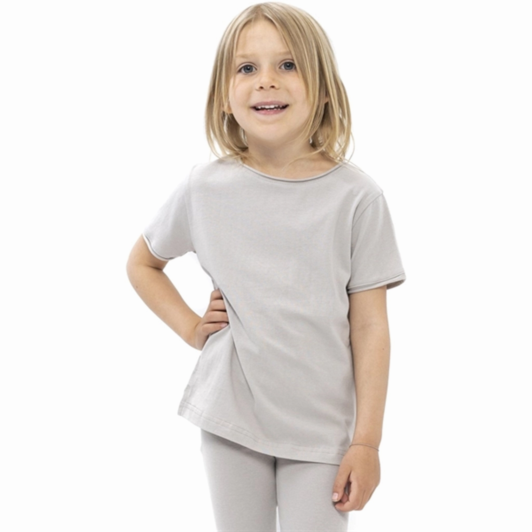 Minimalisma Lin T-shirt Dolphin Comfy Wardrobe Casual Style Wear
