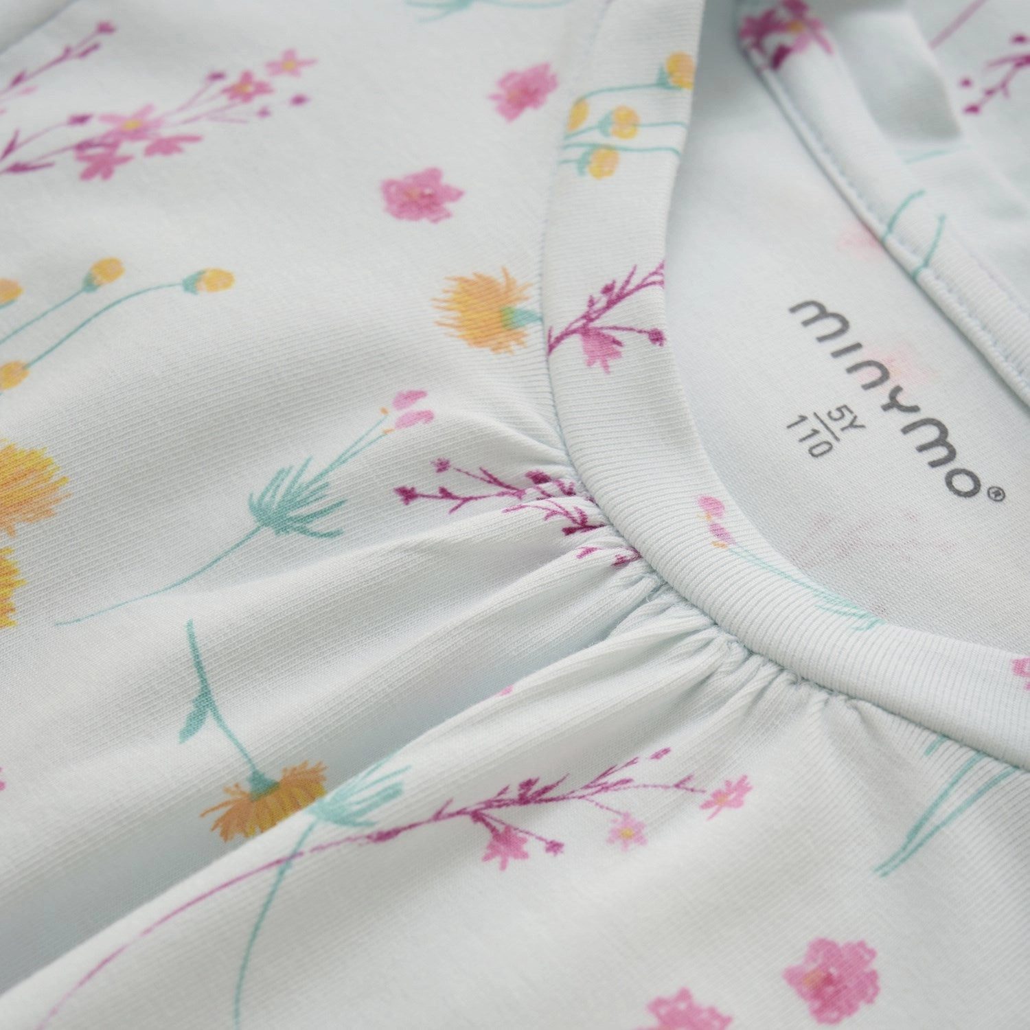 Minymo Wan Blue Dress AOP Playful-Detail Matte Look