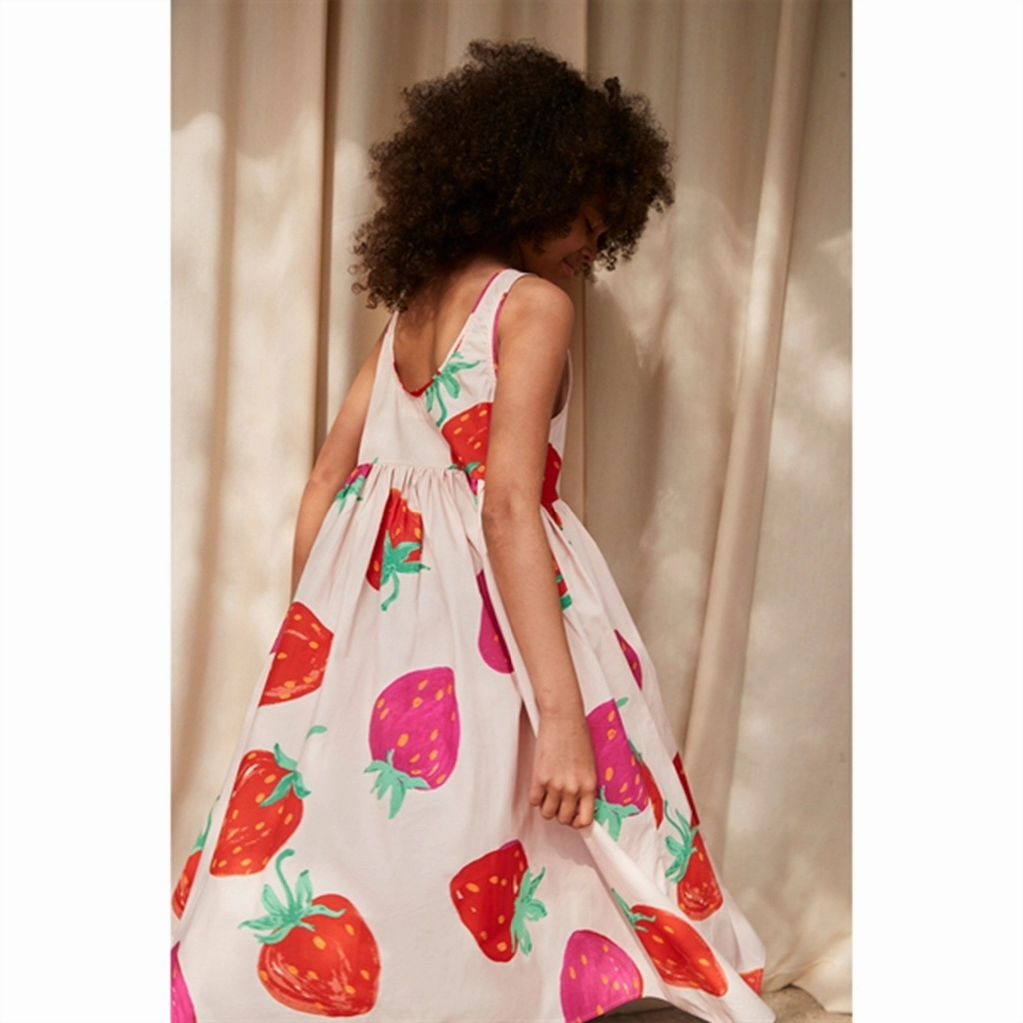 Molo Strawberries Clover Dress Relaxed Style Wear Skin Tone