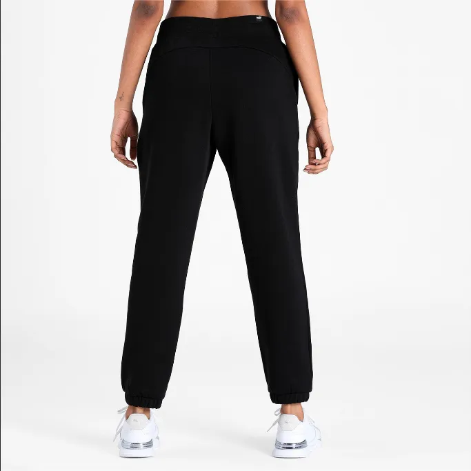 Cozy Essentials Puma pantalone sportivo donna ESS  Embroidered Pants FL cl 846140 01 black
