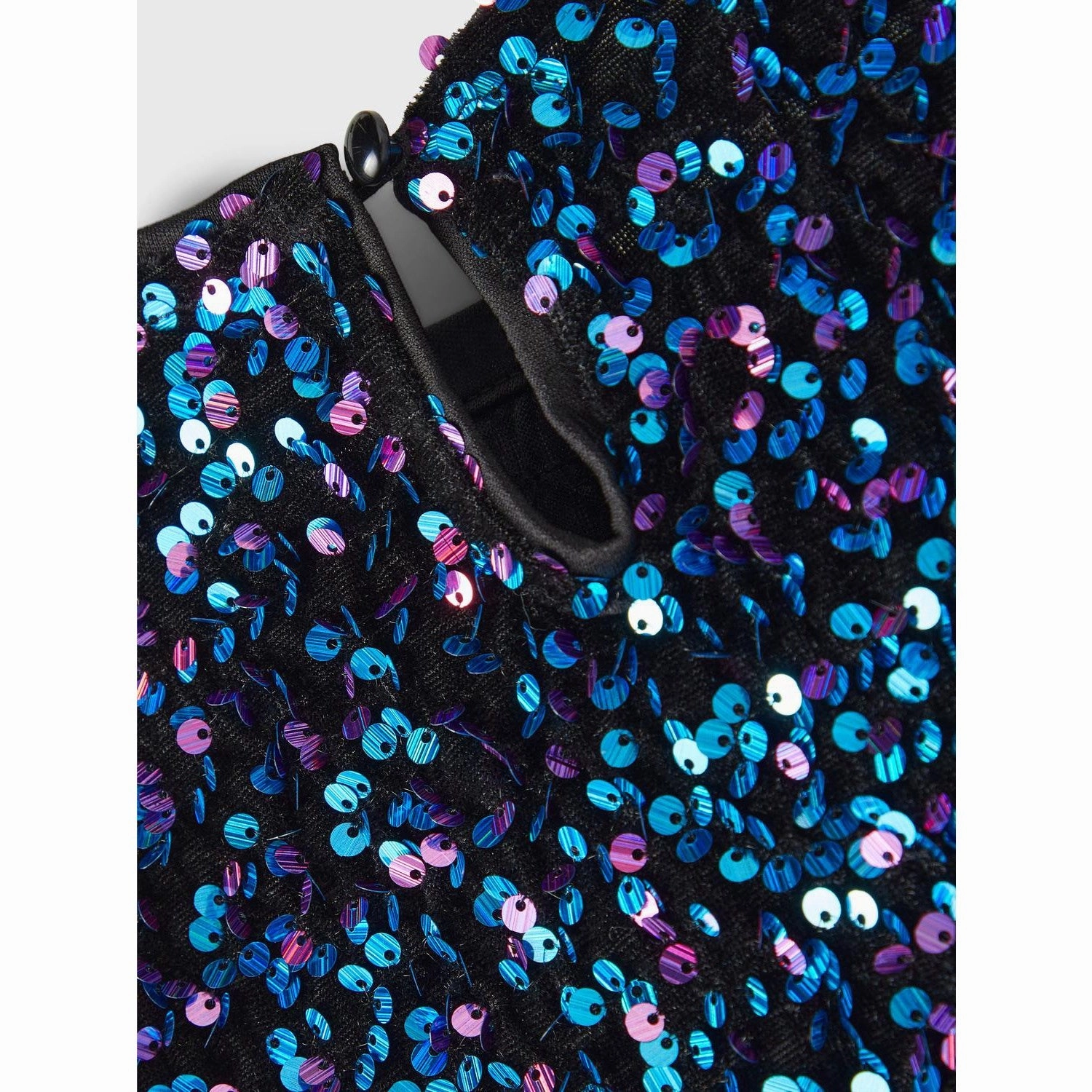 Clean Structure Name It Black Runica Tunic