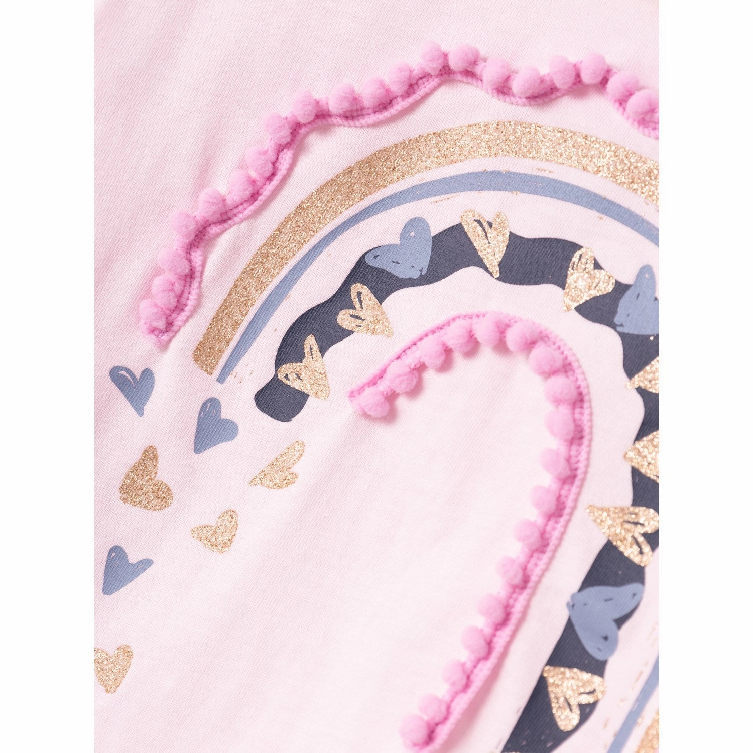 Cool and Relaxed Travel Outfit Name It Festival Bloom Kornella T-Shirt