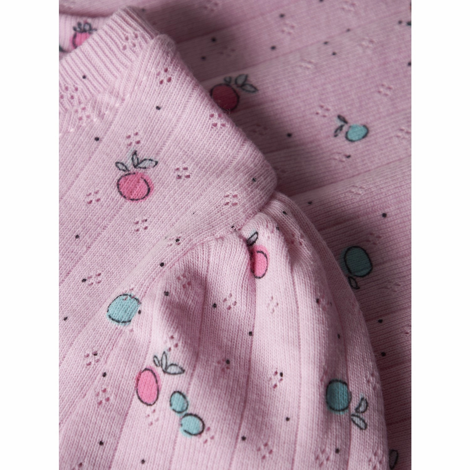 Relaxed and Easy Short sleeved breeziness Name It Sweet Dreams Nmfhamanda Ss Slim Top Pb