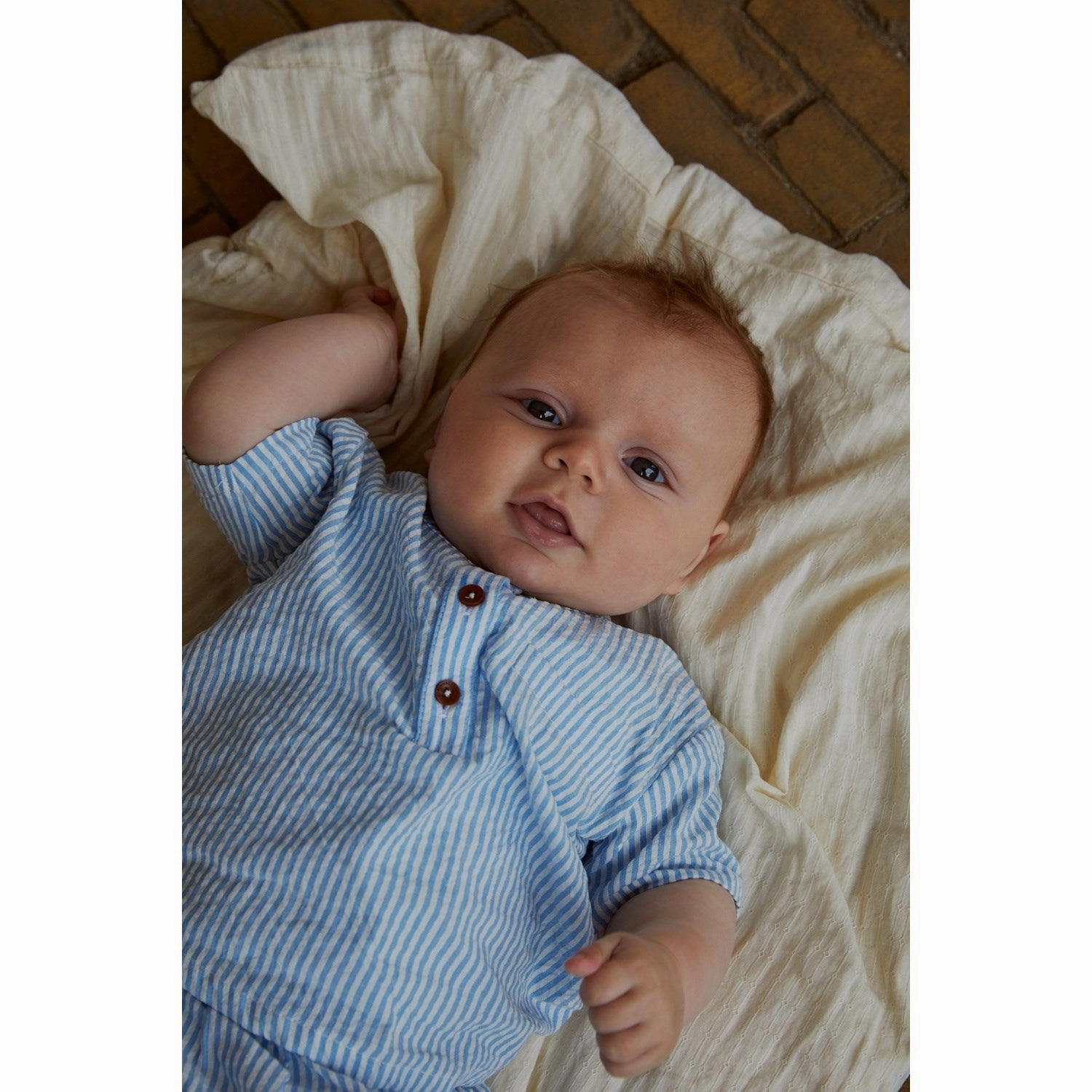 Vintage Wash Effect Fashion-Forward Look COPENHAGEN COLORS Sky Blue W Cream Stripe Seersucker Baby Set