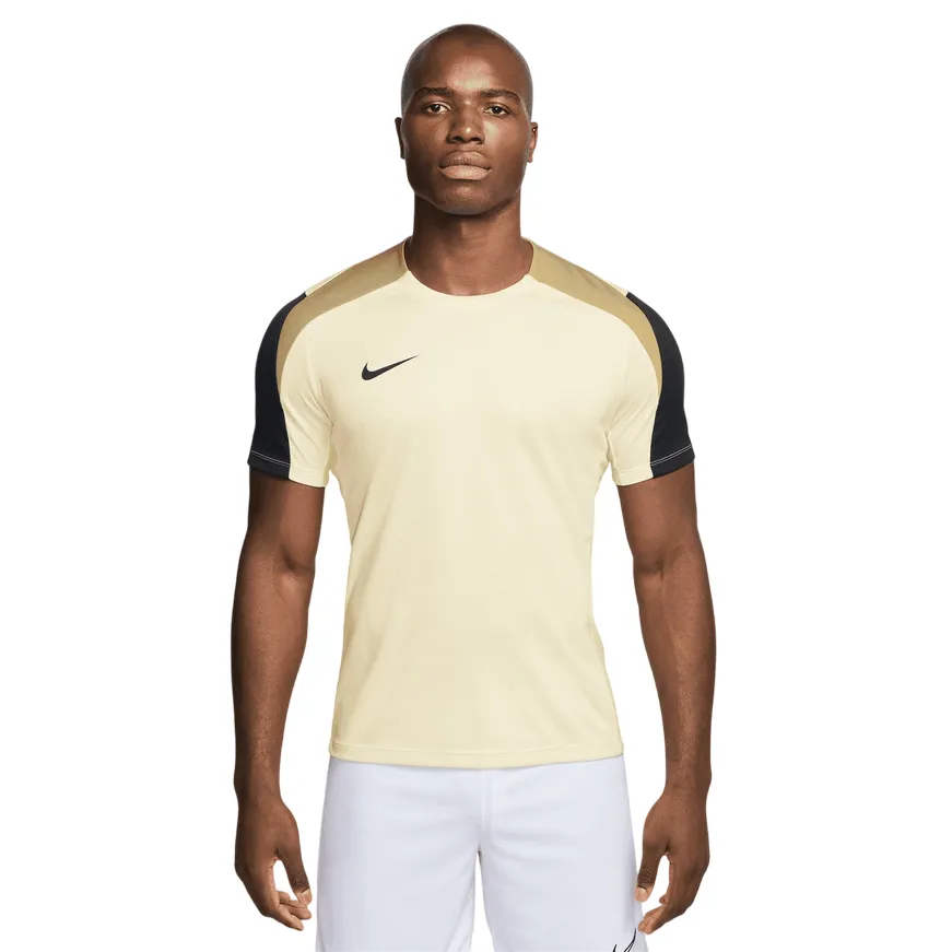 Casual layering piece Nike Maglietta Strike FN2399-110 | Calcio | Dri-FIT | Slim Fit | Sportiamo