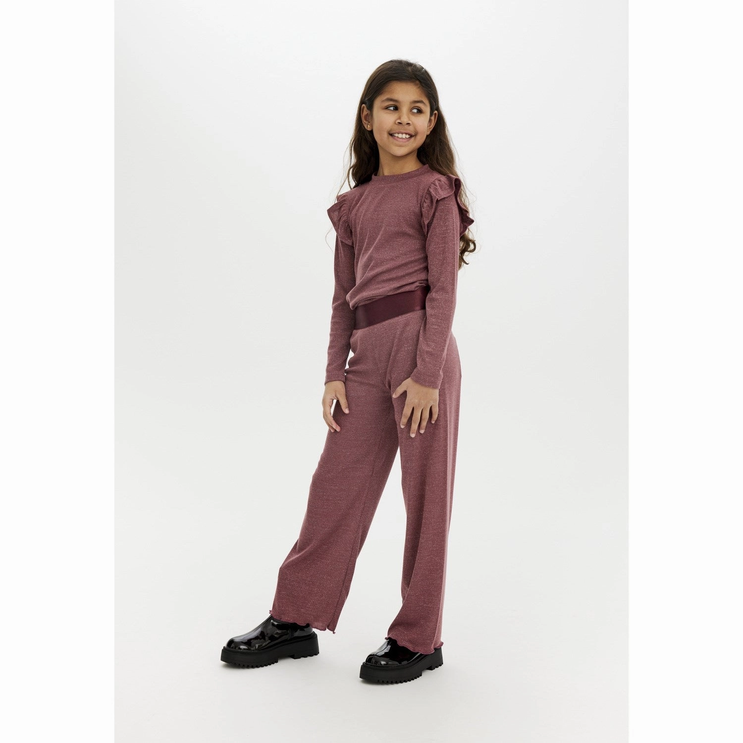 The New Crushed Berry Farah Blouse Sleek Silhouette Trendsetting Design