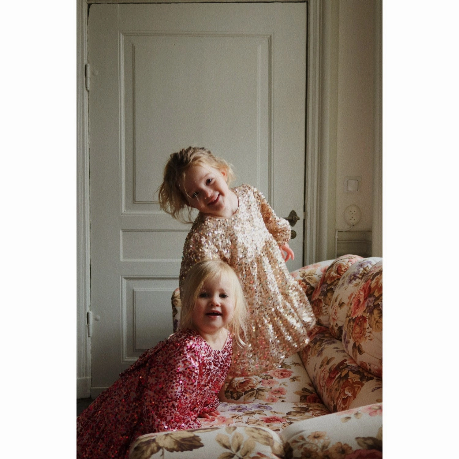 Fresh Color Basic Fashion Konges Sl?jd Gold Glitter Lila Sequins Bow Dress