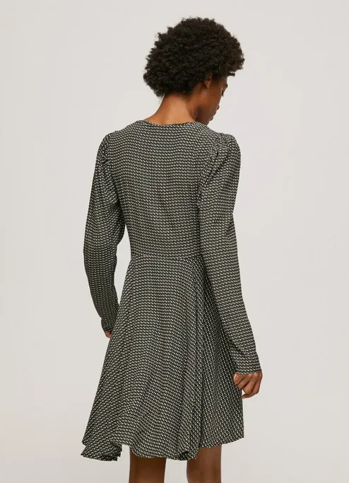 Happy Fit Practical work-to-play piece Pepe Jeans Abito da donna stile Skater Leonor PL953133 999 nero