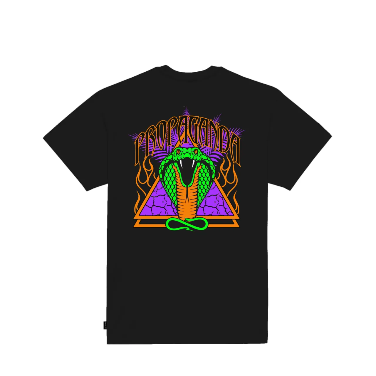 Comfy Choice SeamlessConstruction Propaganda maglietta manica corta con stampa Triangle Cobrahm 889-01 nero