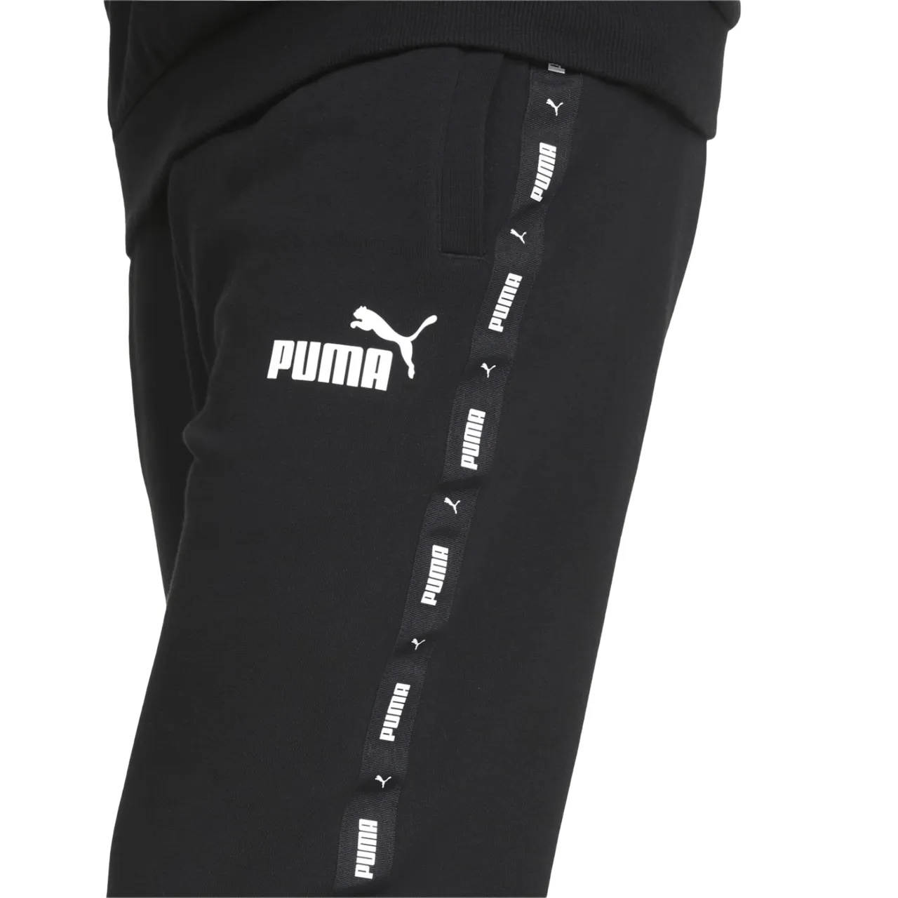 Puma pantalone sportivo da uomo ESS  Tape 847388-01 nero Soft Fabric Seamless Technology