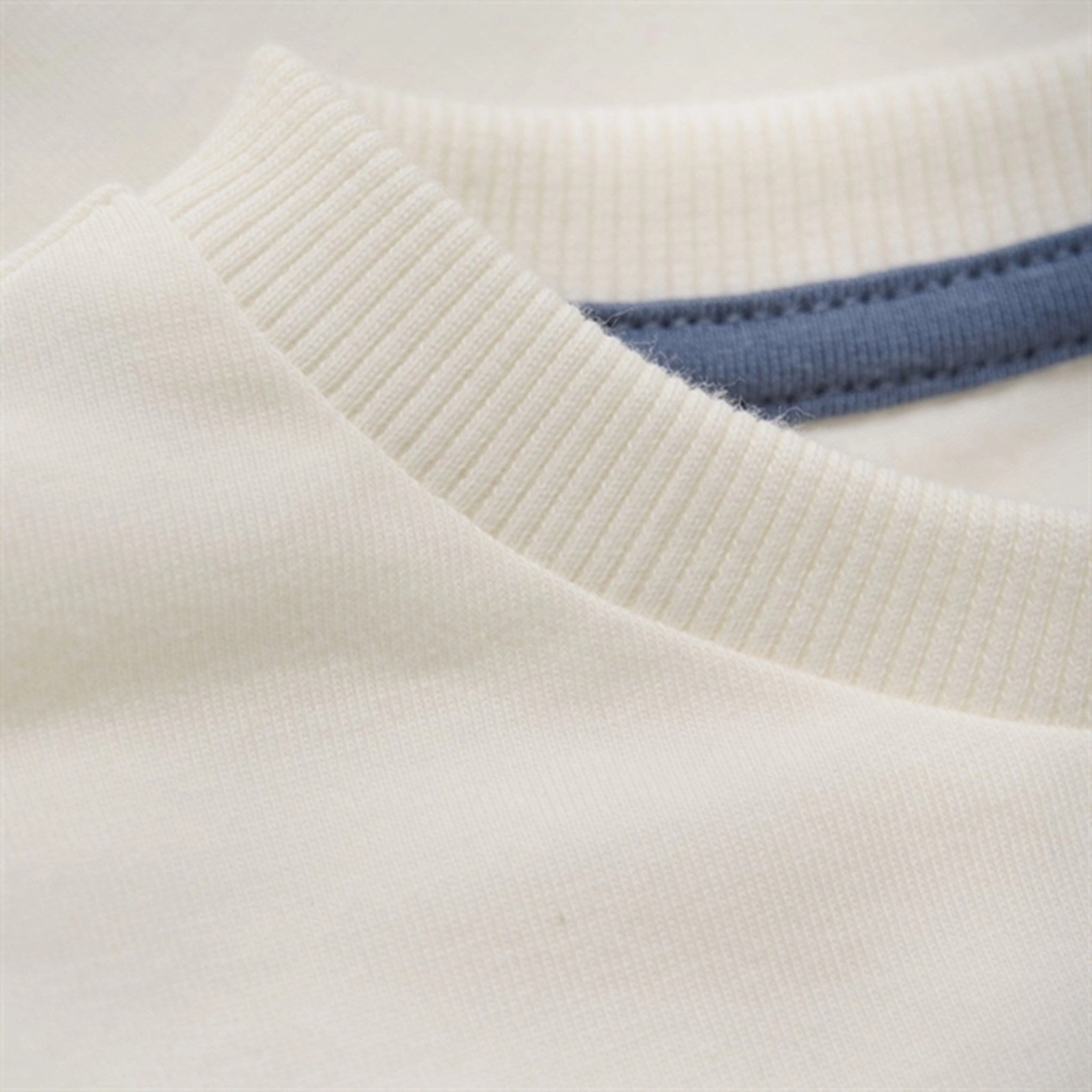 Minymo Eggnog T-shirt Hypoallergenic Fibers Casual Appeal