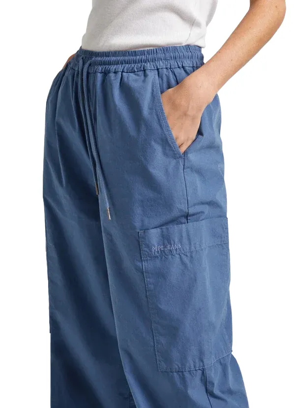 Everyday Essential Tailored Silhouette Pepe Jeans Pantaloni da donna Jogger in Popeline PL211732 553 blu mare