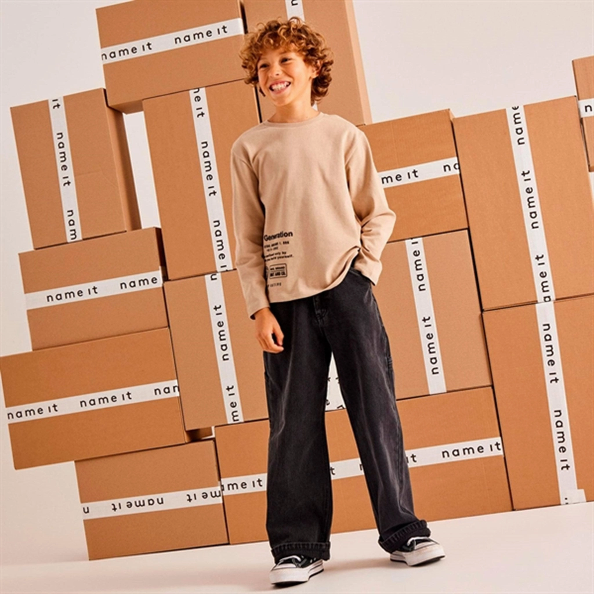 Earthy Music Event City Outfit Name it Black Denim Ryan Straight Jeans